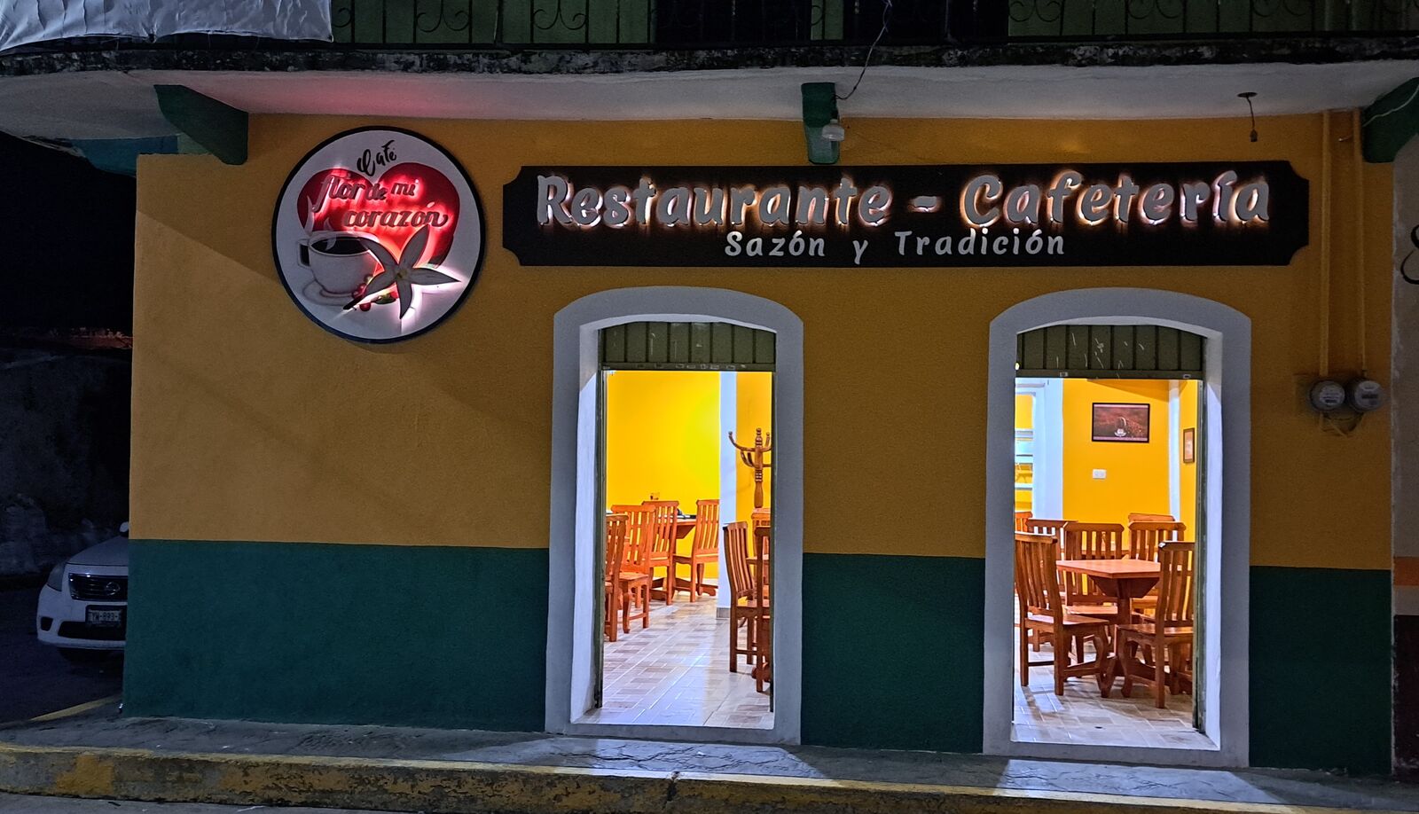 Restaurante "FLOR DE MI CORAZÓN" image 3