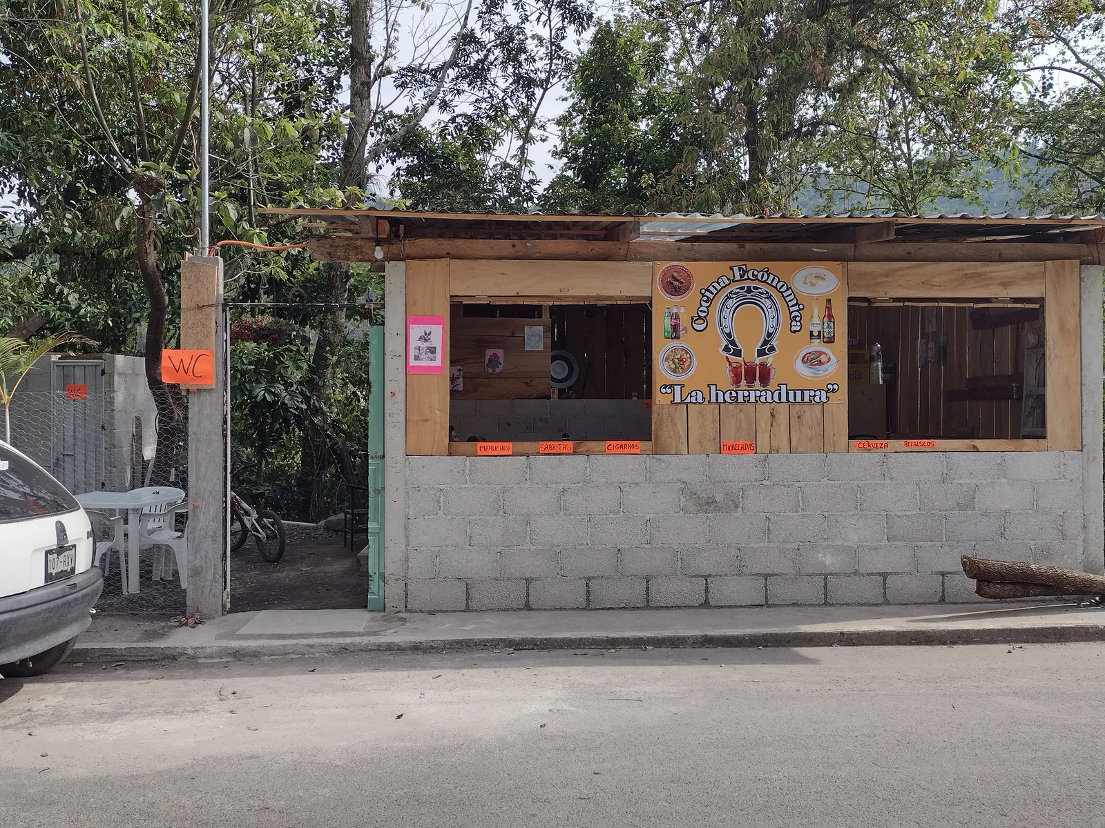 Cocina Económica " La Herradura" image 9
