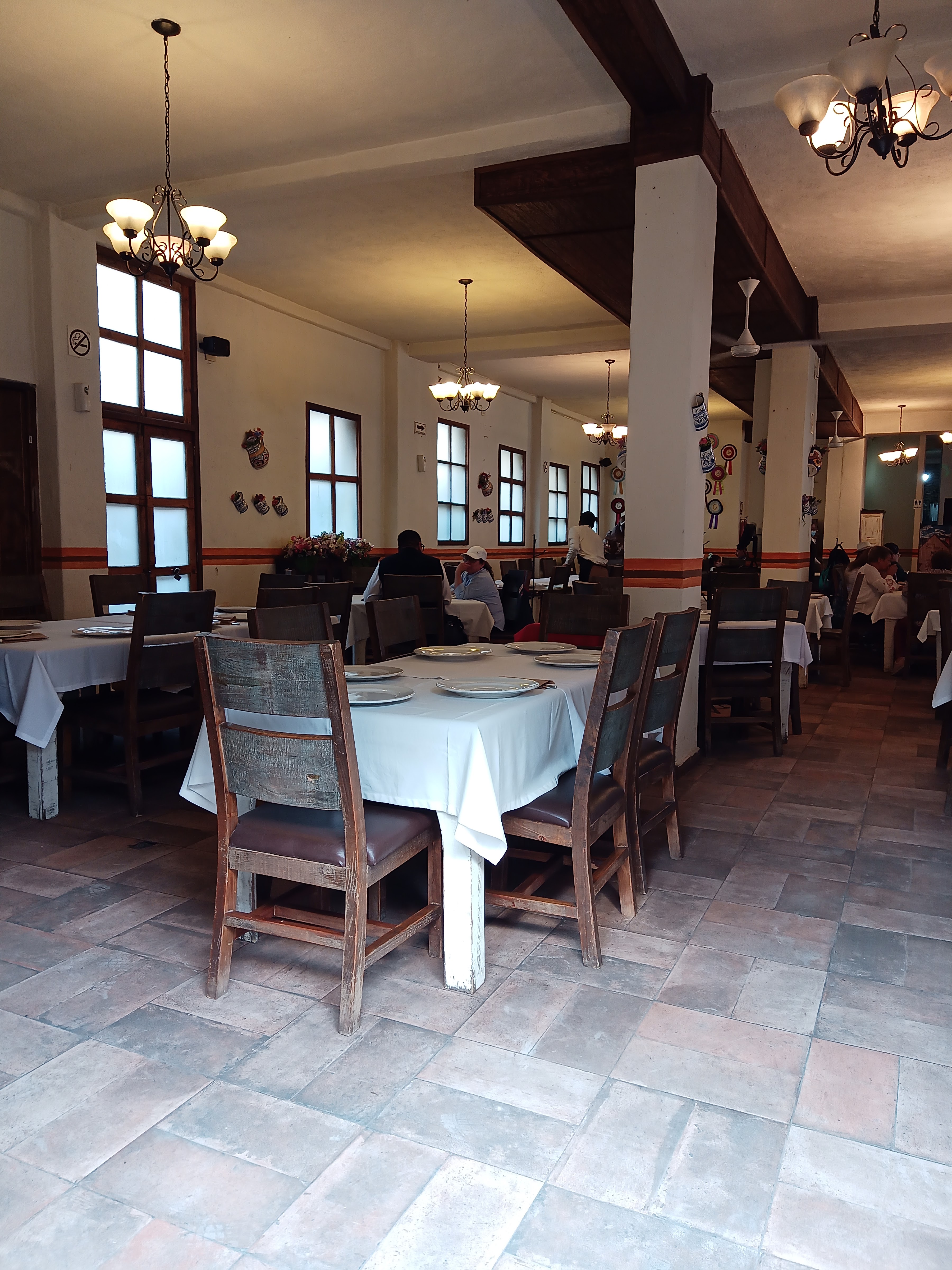 Meson Del Taurino image 6