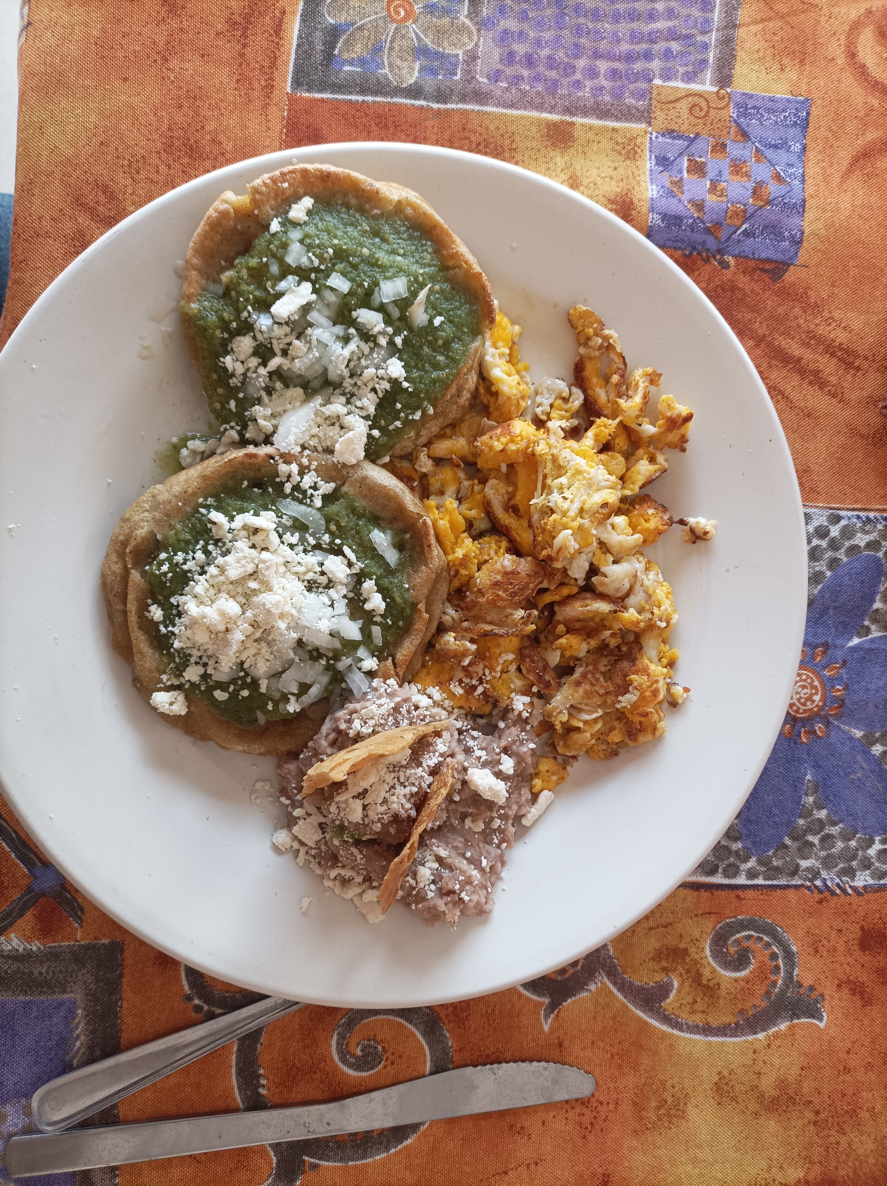 Los Almuerzos Buffet image 2