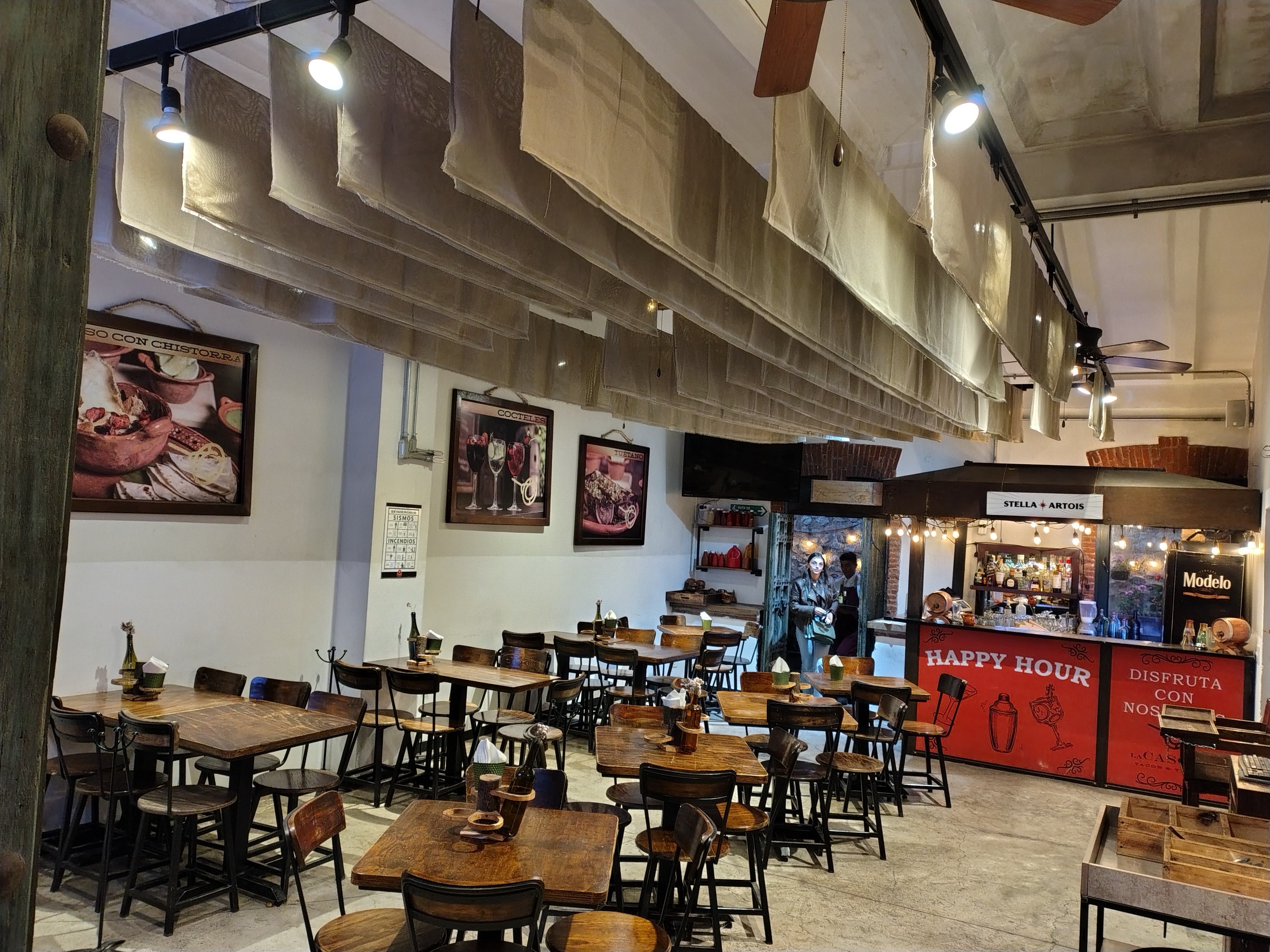 La Casona: “Tacos & Tragos” image 2