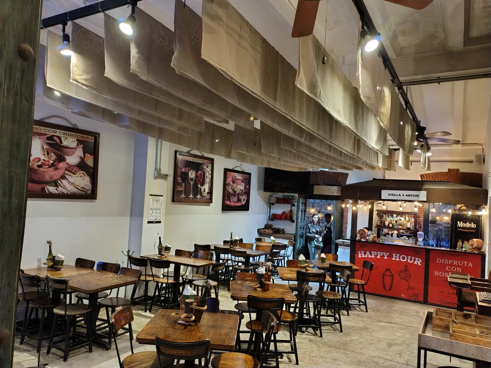 La Casona: “Tacos & Tragos” image 2