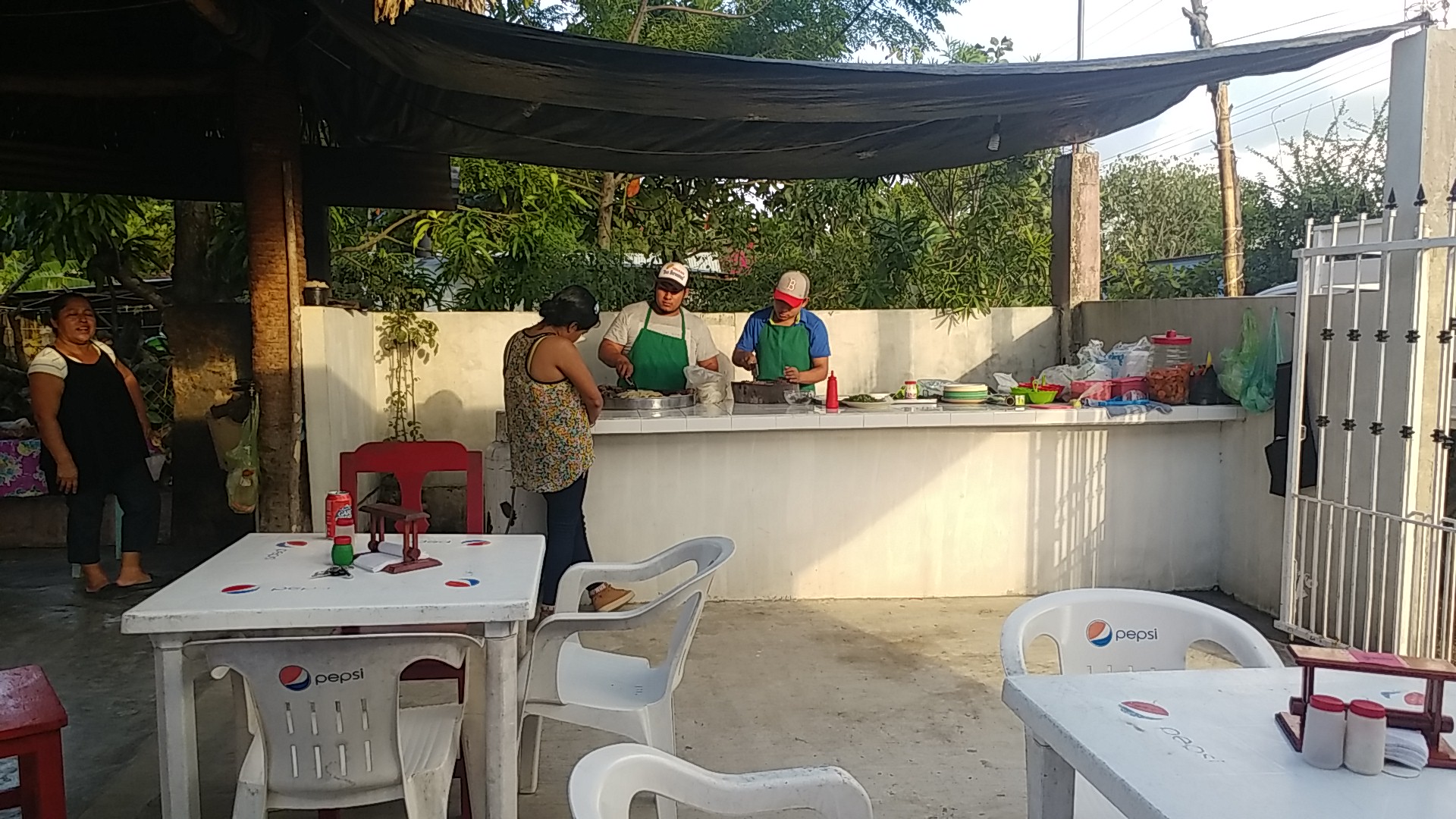 Taqueria "Tres Hermanos" image 2