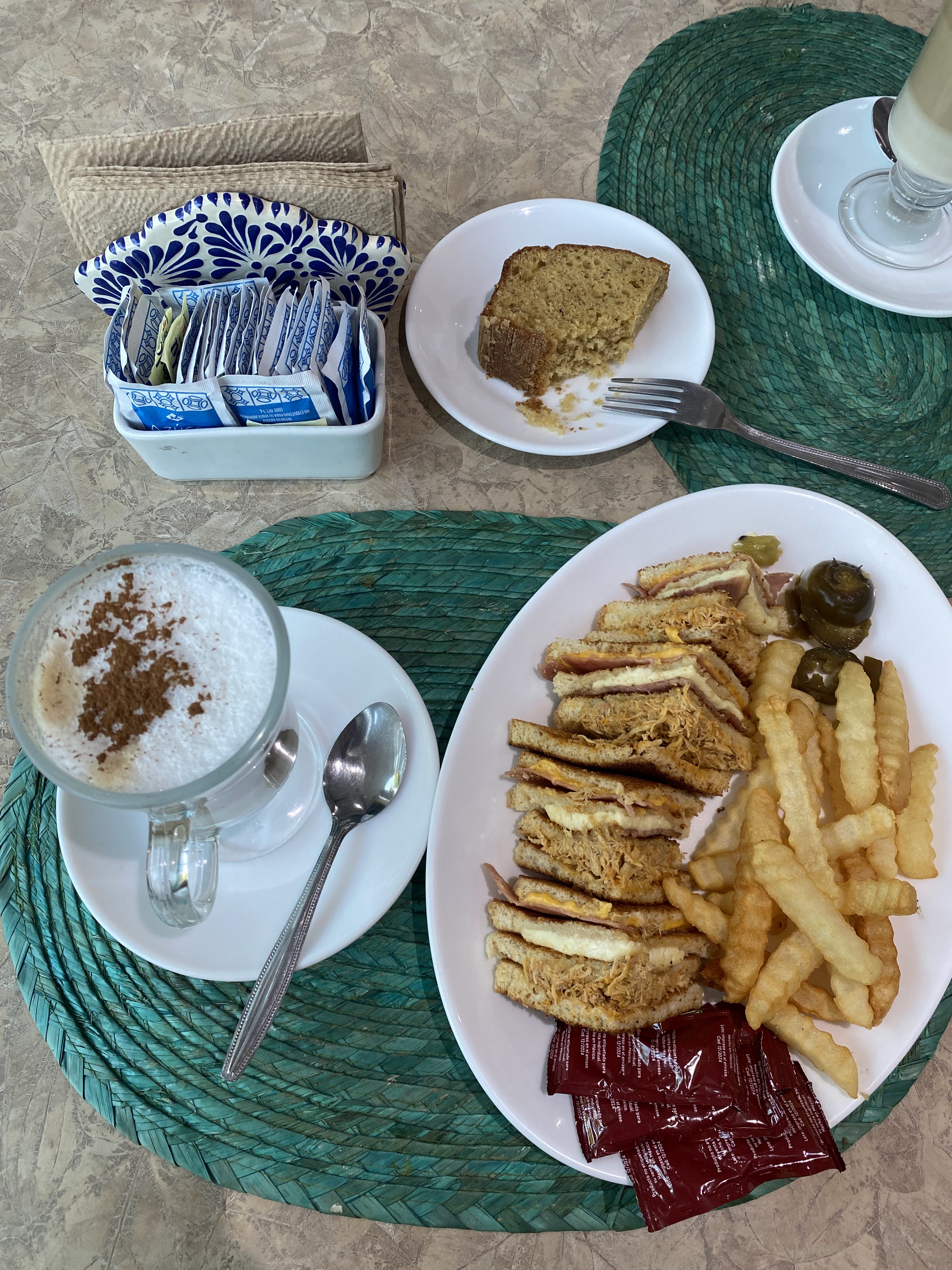 Los Naranjos Restaurant image 1