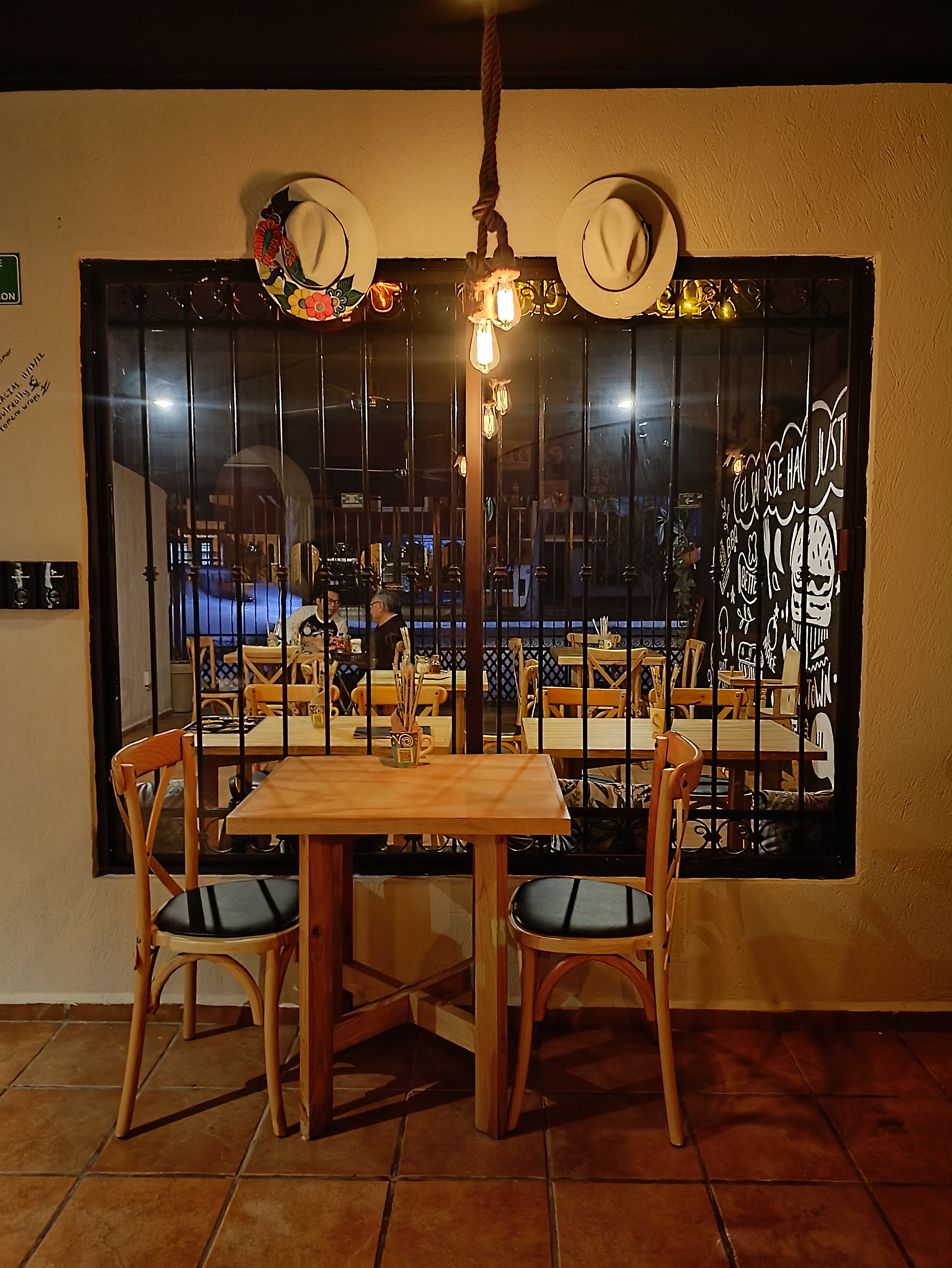 Mas Que Rico image 1