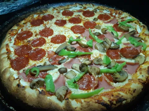 Pizzeria xhail image 3