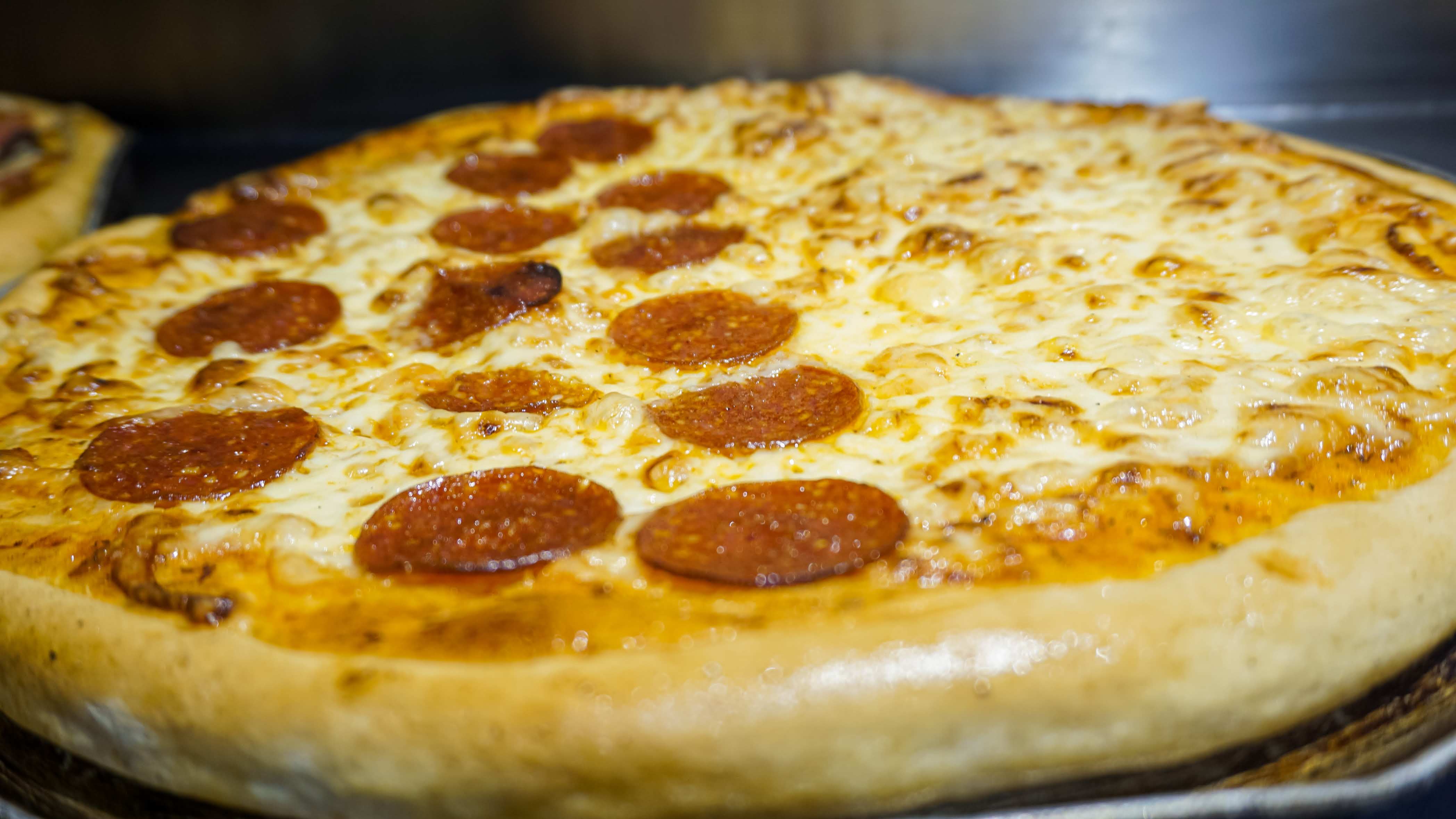 Pizzeria xhail image 4