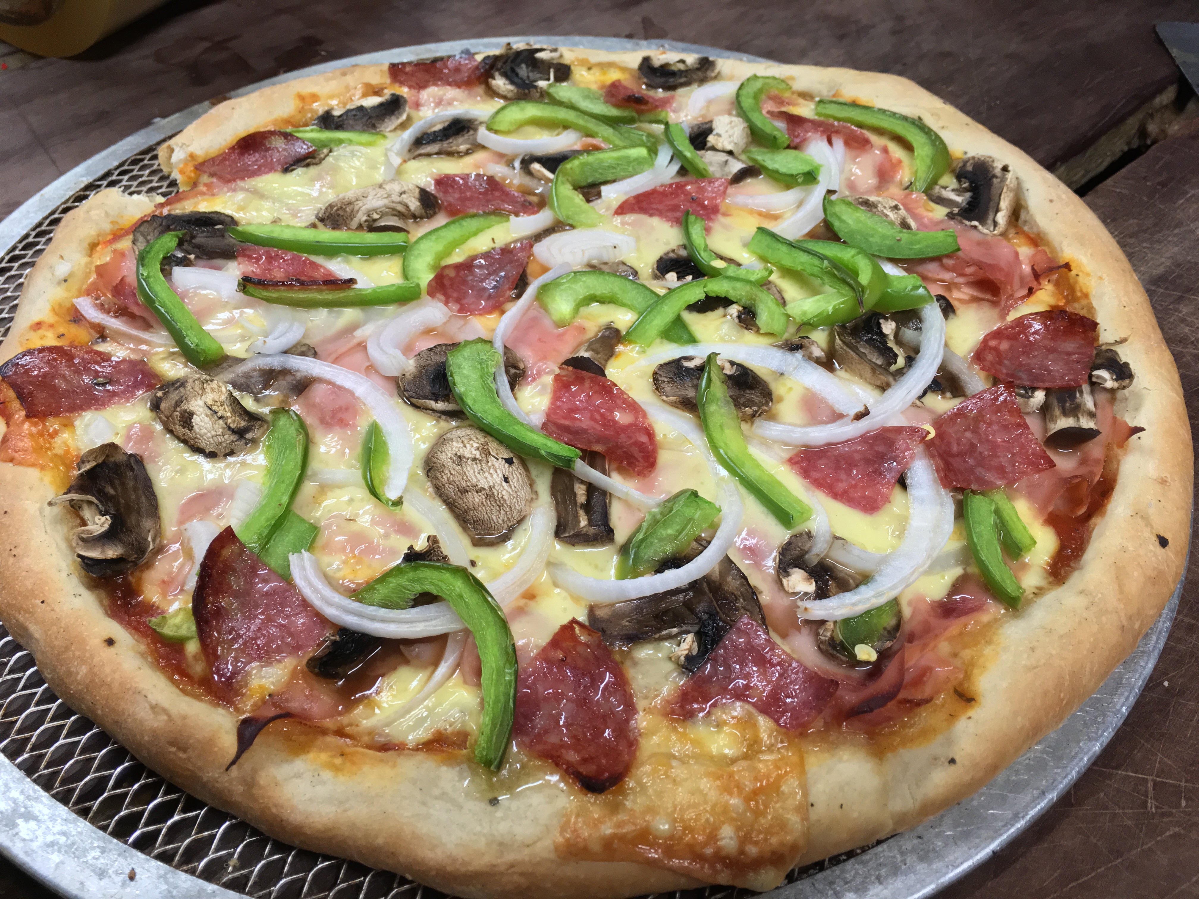 Pizzeria xhail image 5