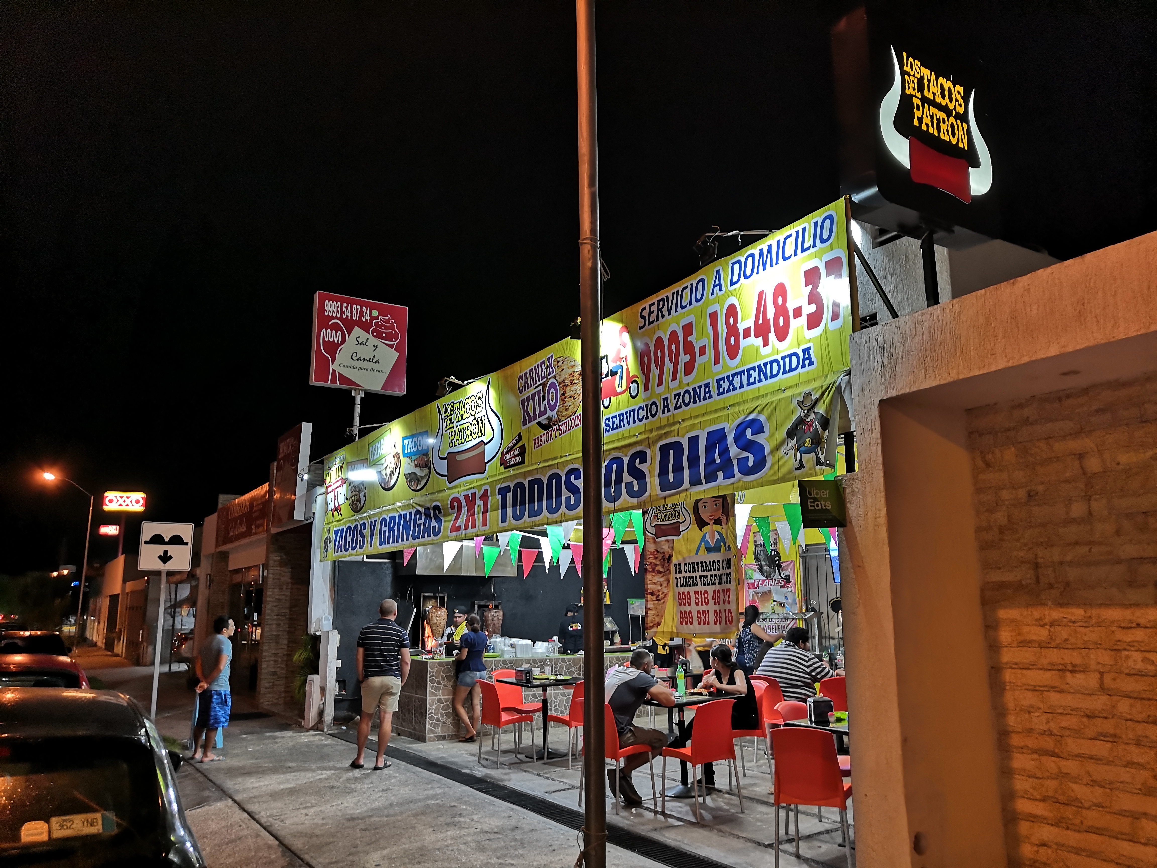 Los Tacos Del Patron image 1