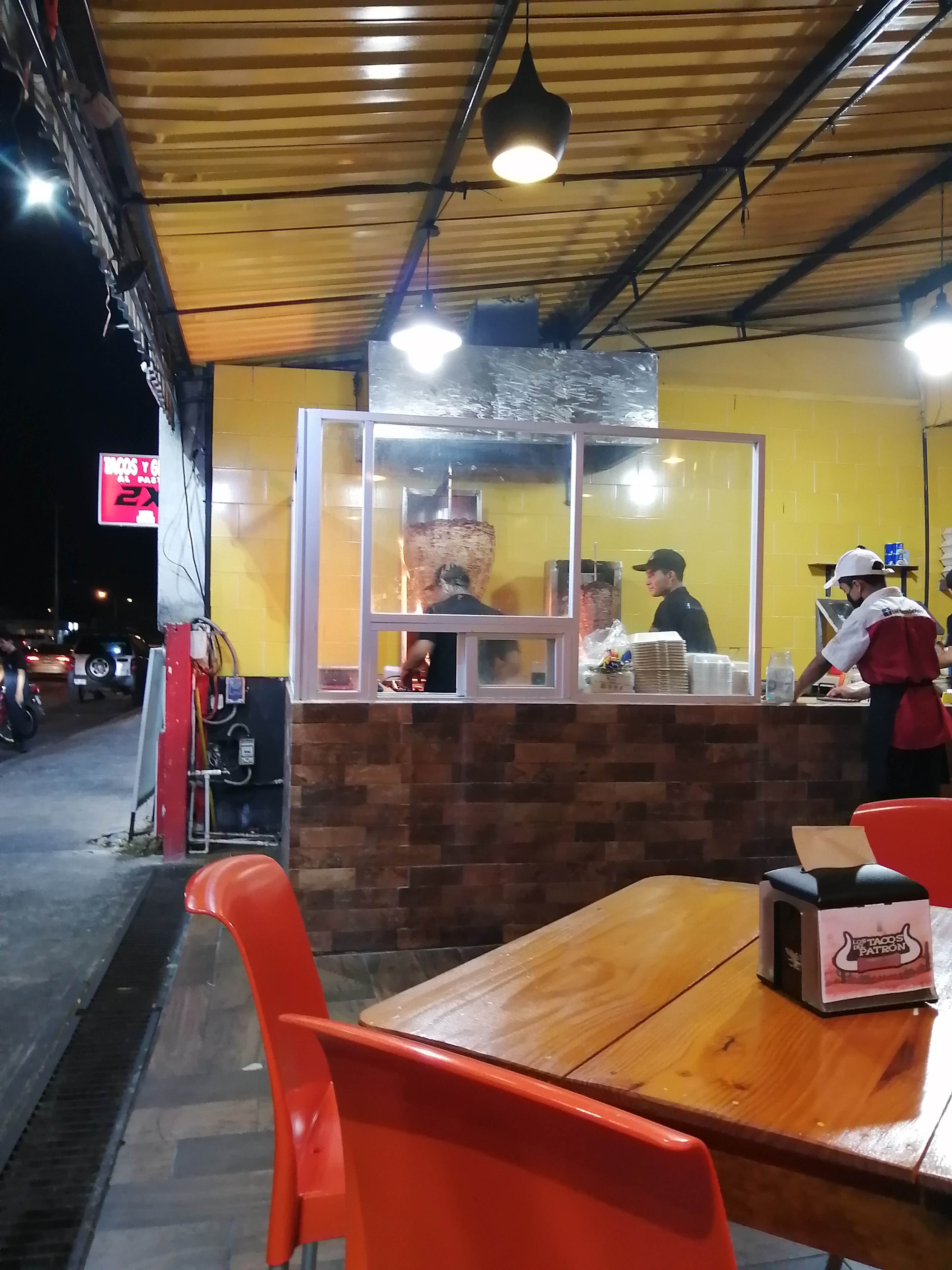 Los Tacos Del Patron image 3