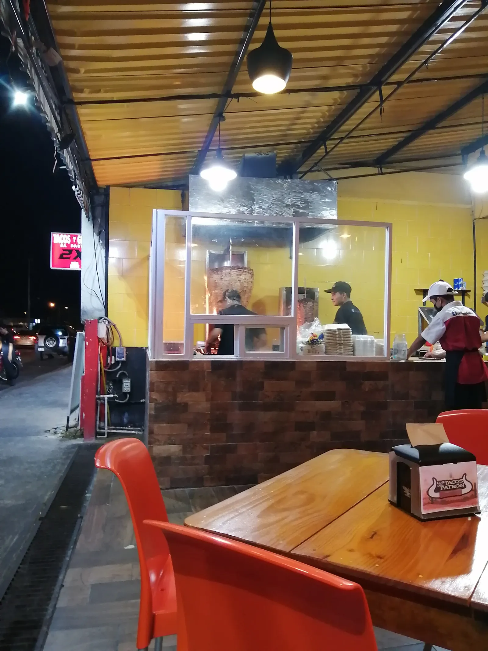 Los Tacos Del Patron image 3