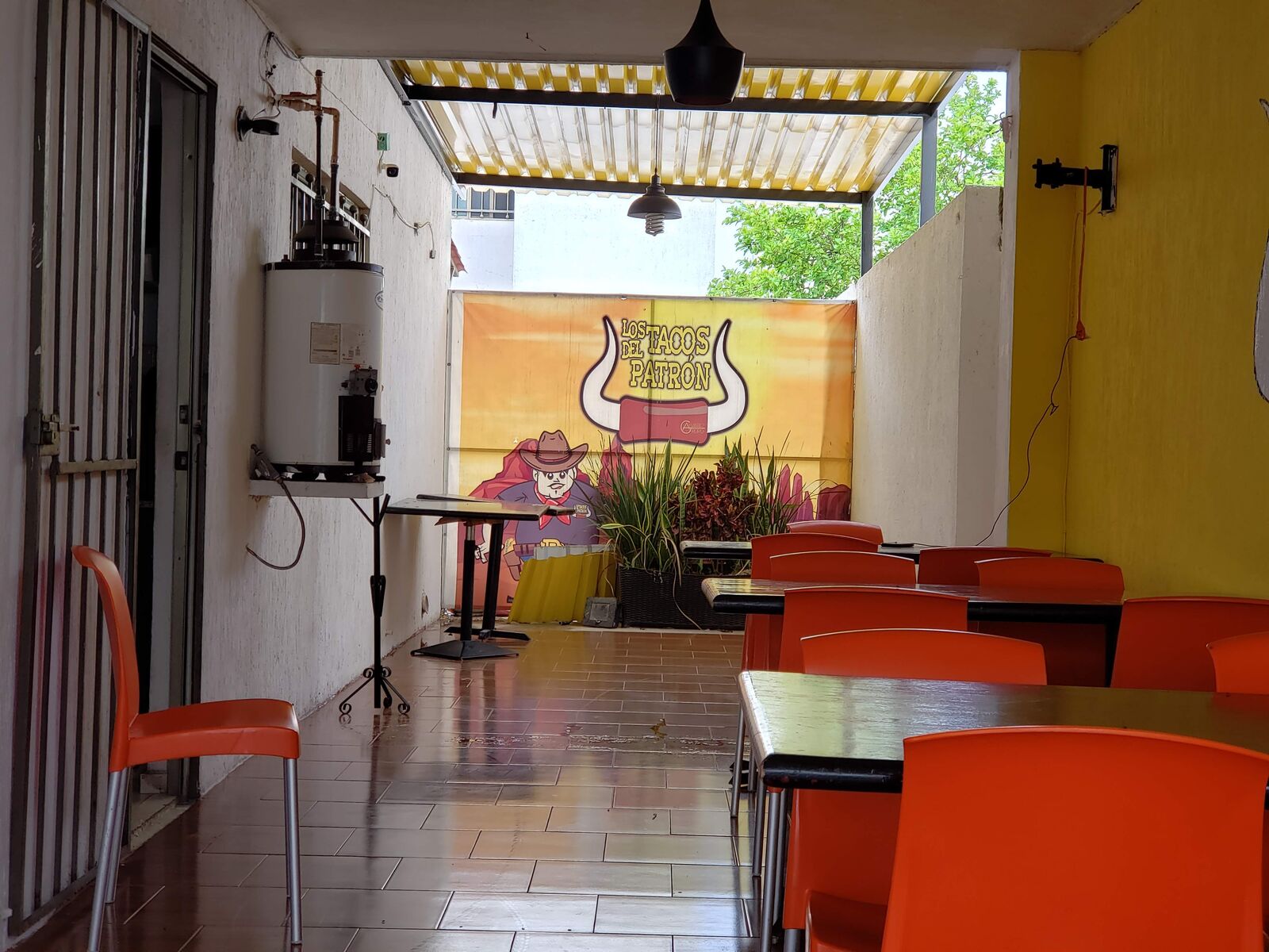 Los Tacos Del Patron image 10