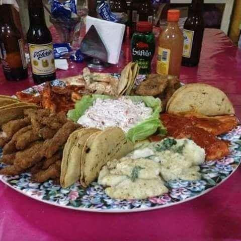 Restaurant Y Mariscos EDEN image 3