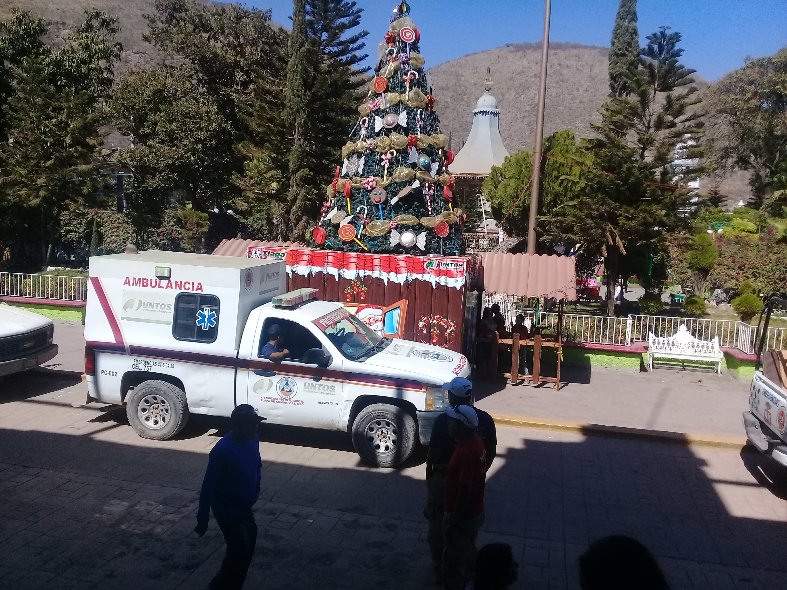 Restaurant Y Mariscos EDEN image 5