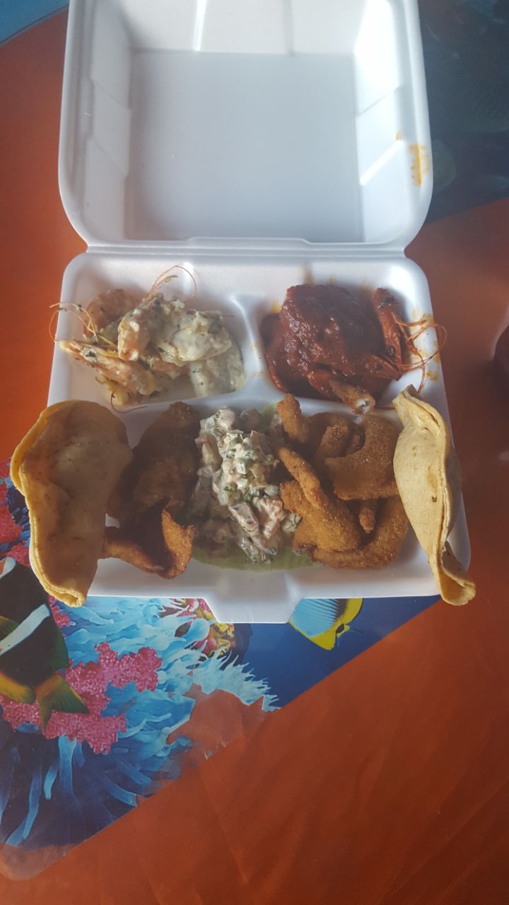 Restaurant Y Mariscos EDEN image 8