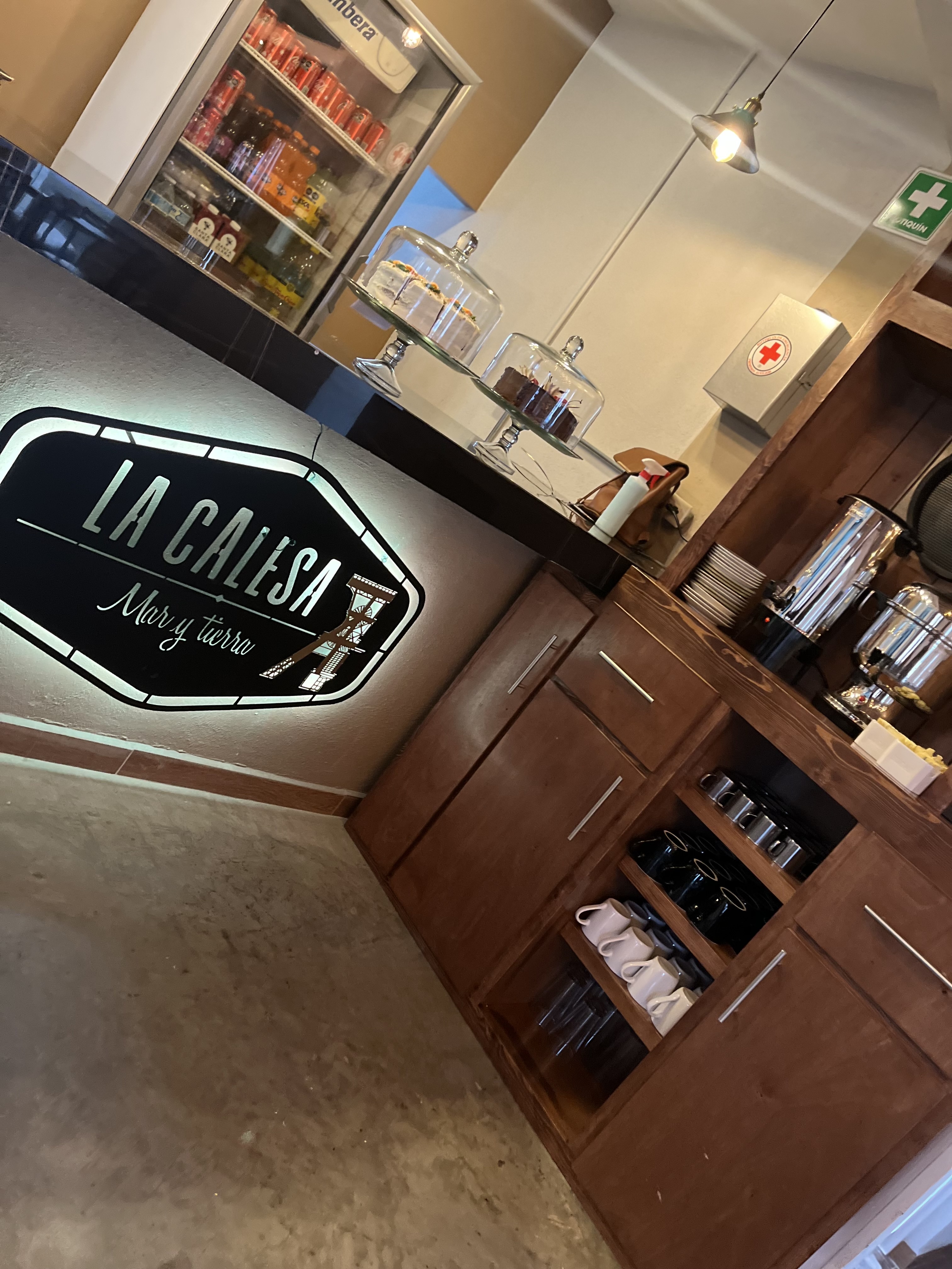 La Calesa Restaurante image 3