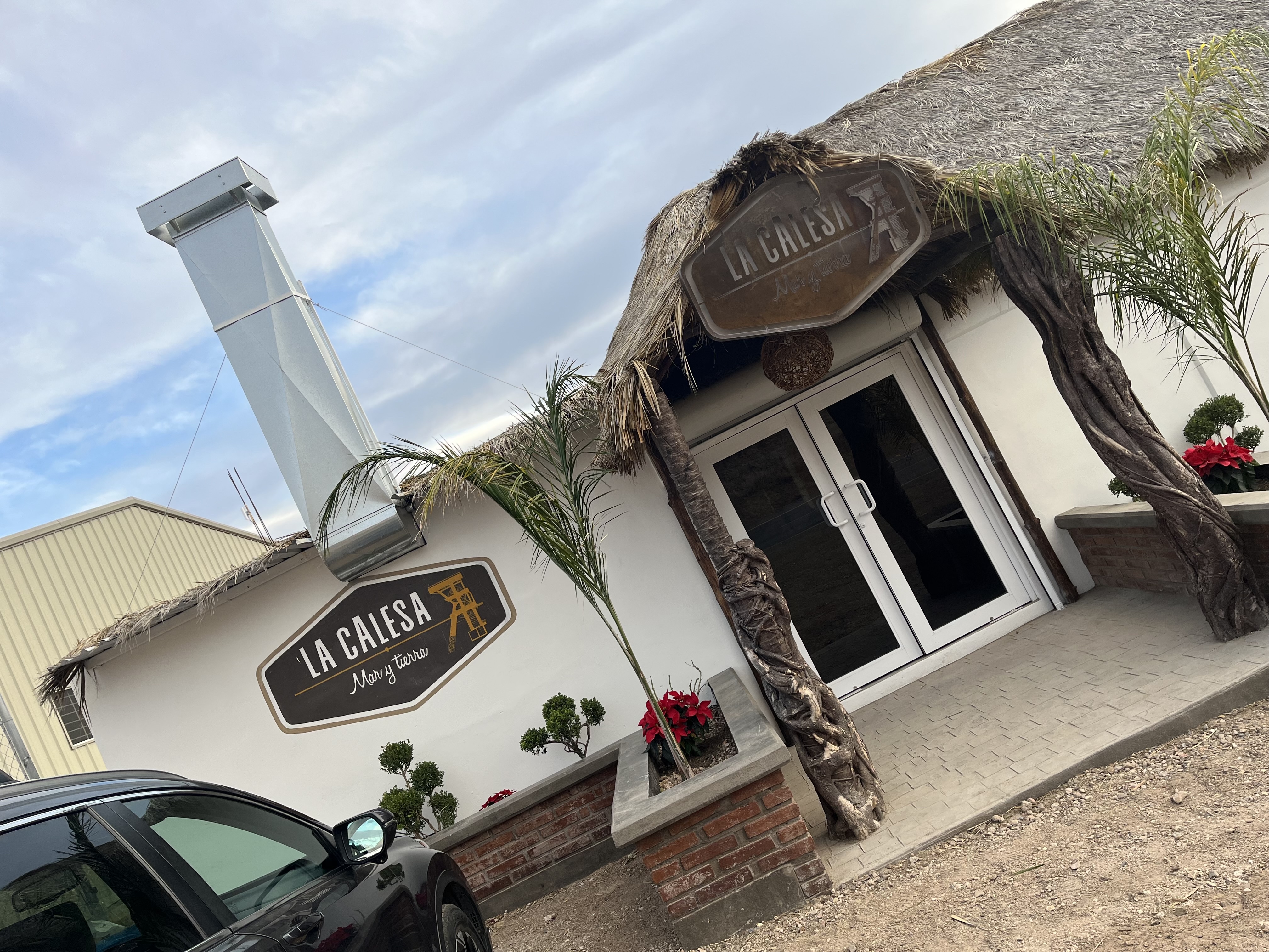 La Calesa Restaurante image 4