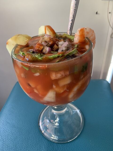 Mariscos El Alamito image 8