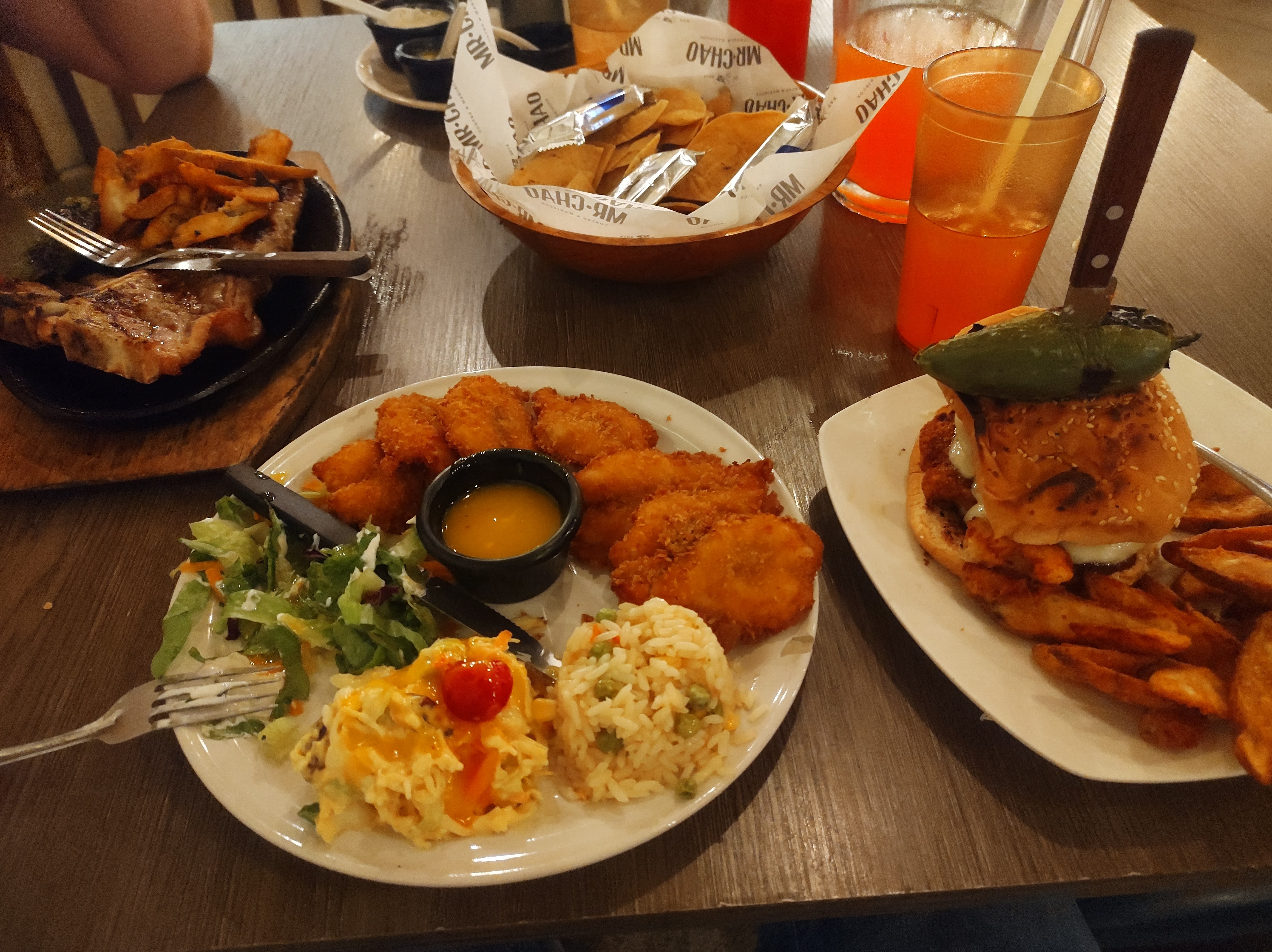 Restaurante Mr. Chao Batallón image 9