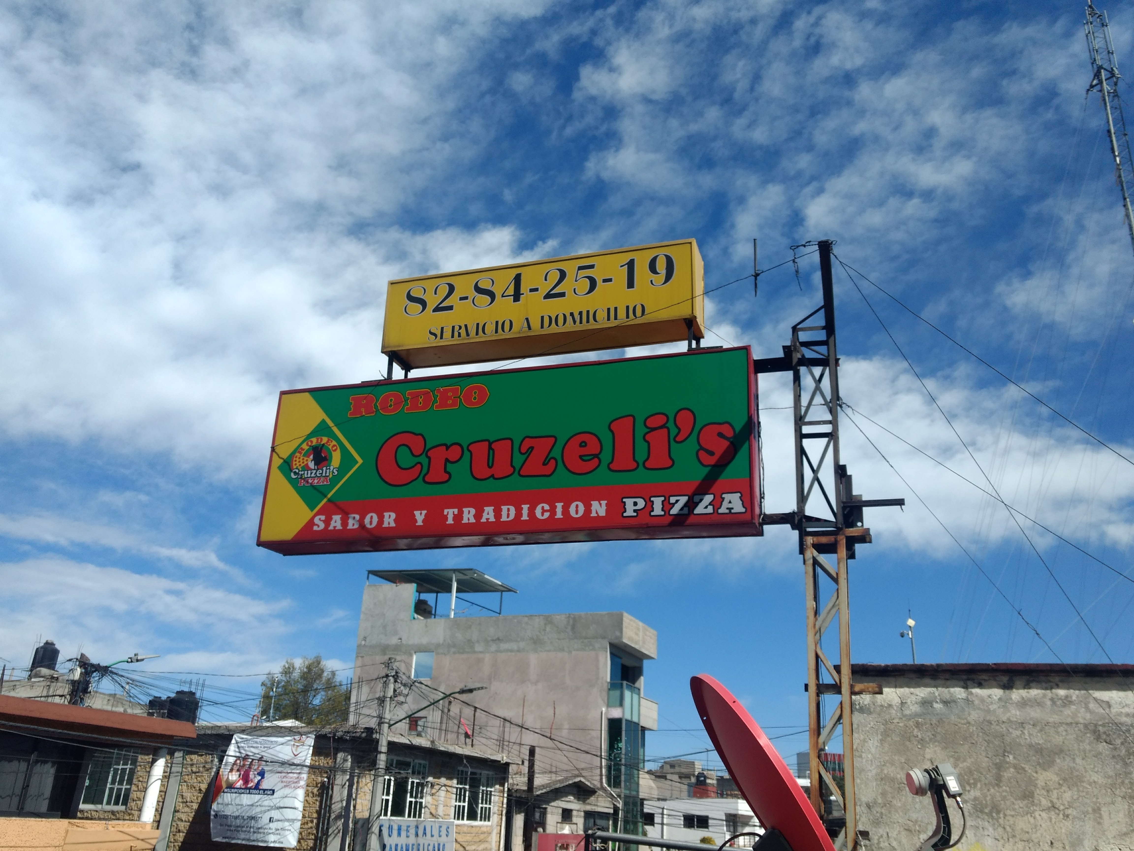 Rodeo Cruzeli's Pizza image 7