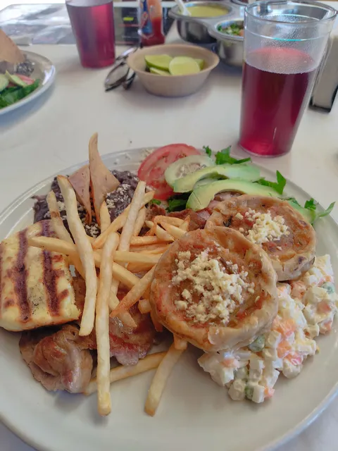 Pollos El Indio image 3