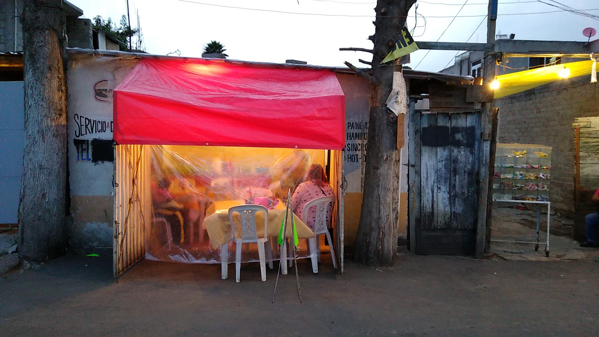 Antojitos Emerz image 1