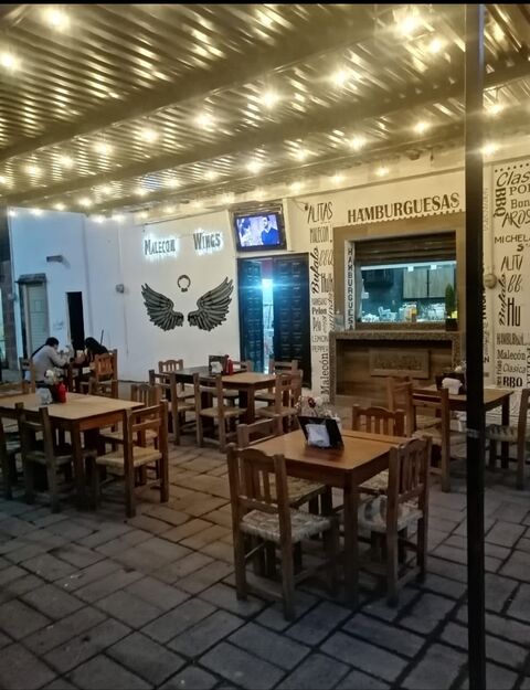 Malecon Wings image 1