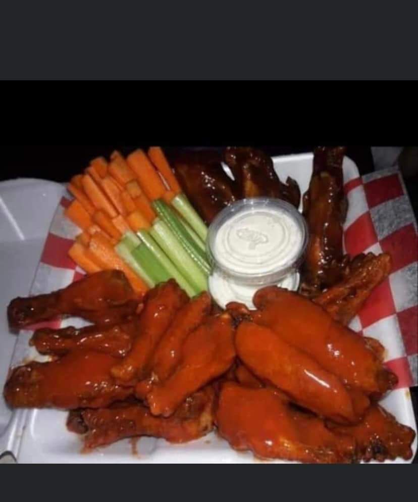 Malecon Wings image 7