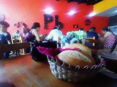Parra's Bistro image 7