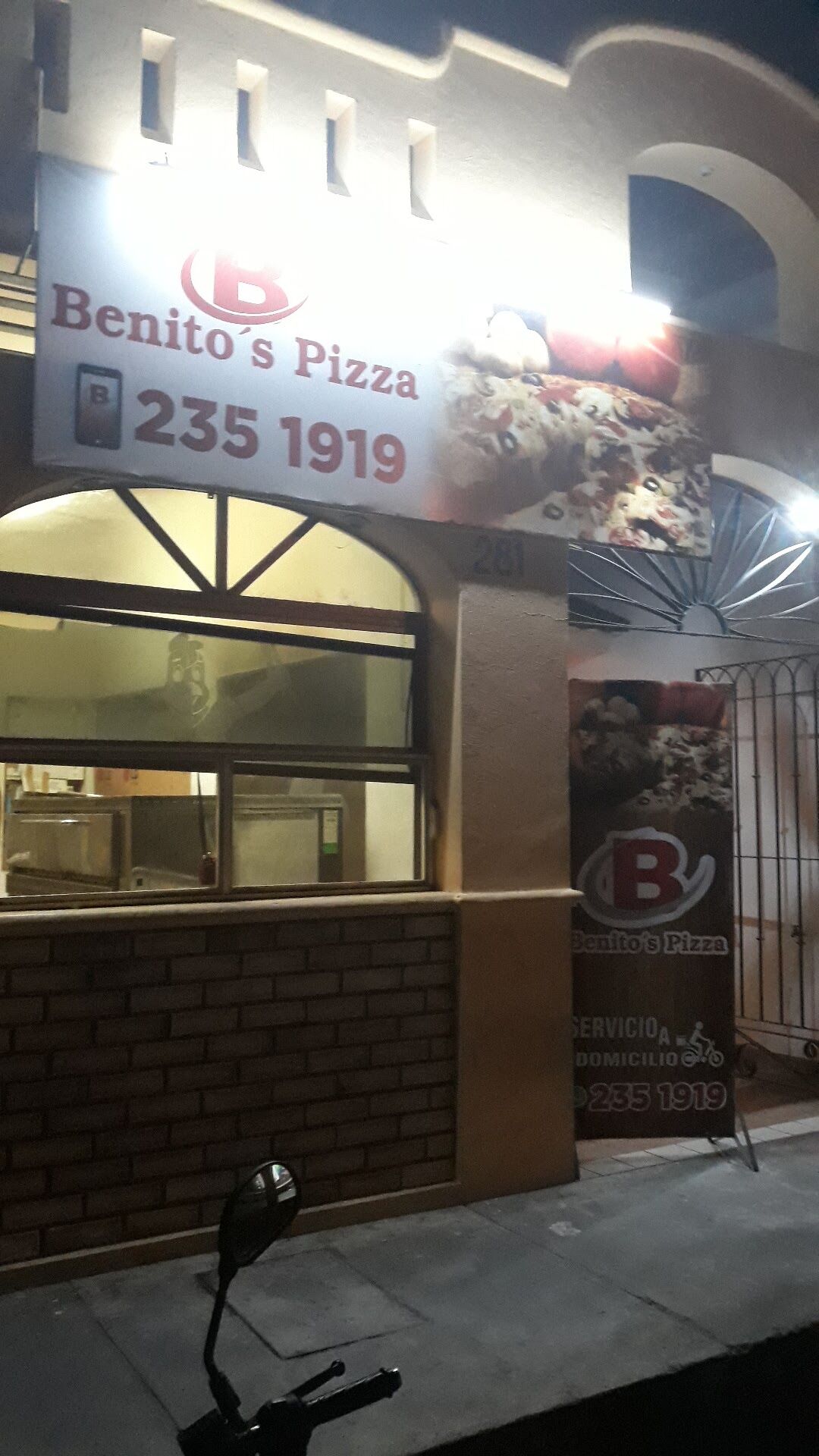 Benito's pizza image 5