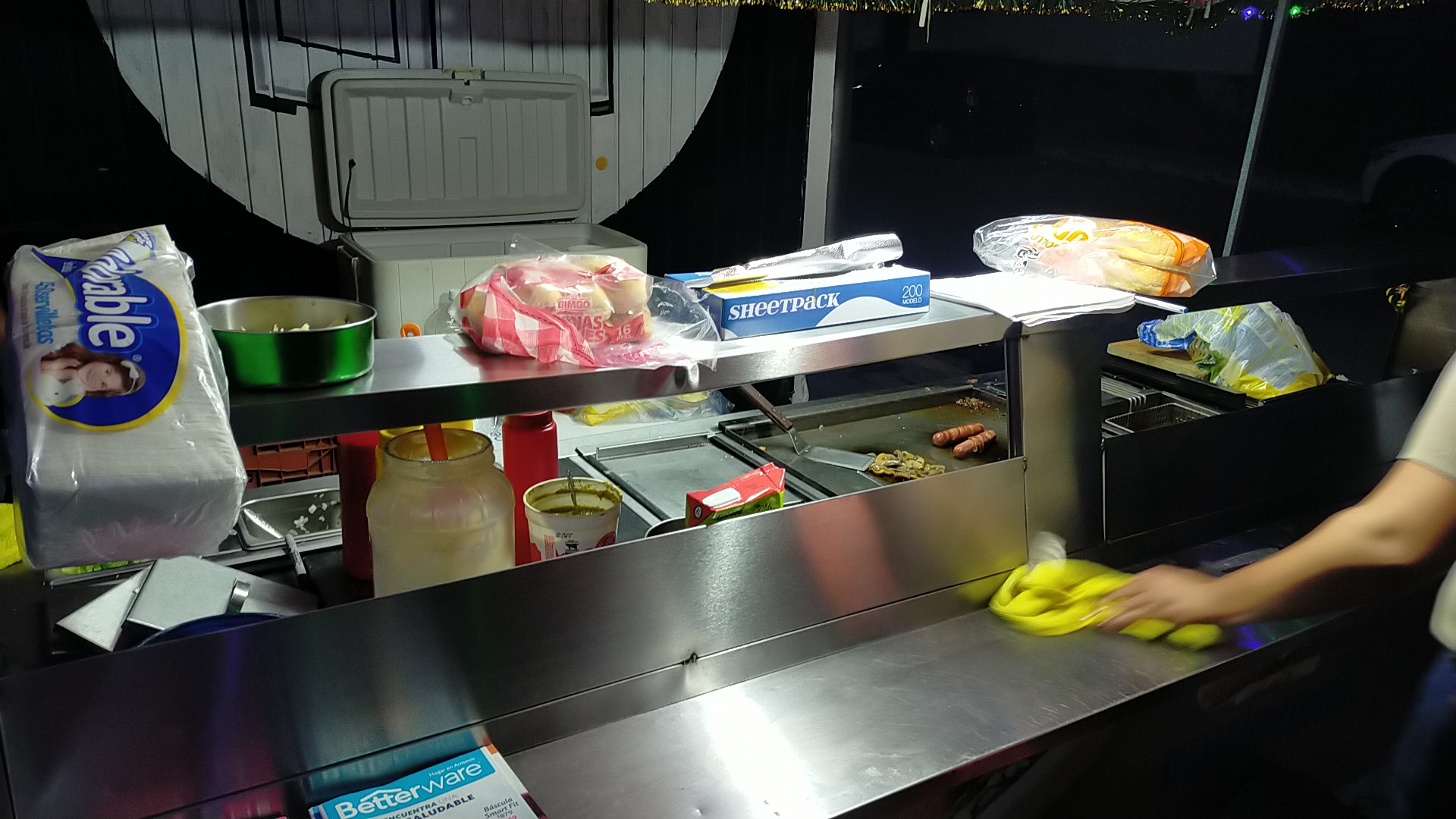 Salina's Burgues image 1