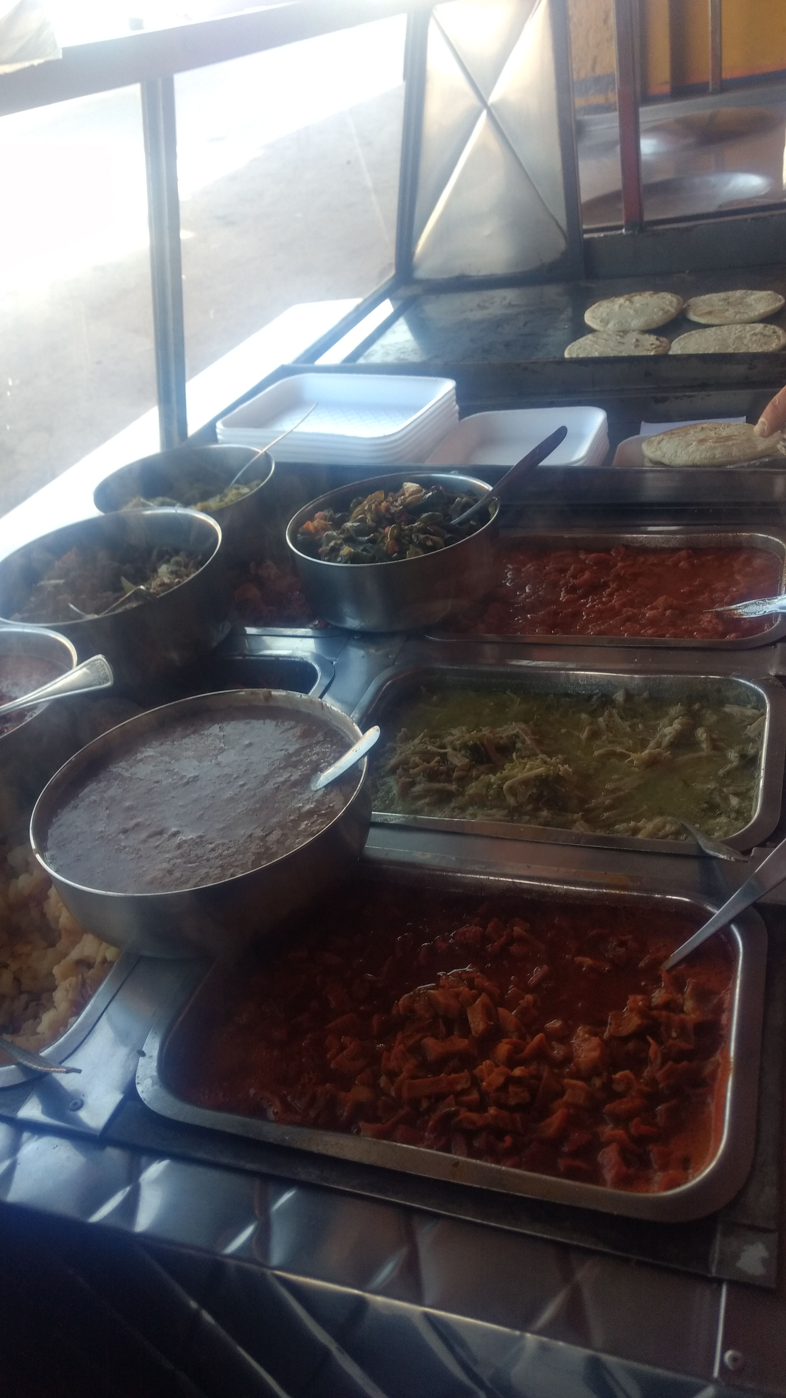 Loncheria Y Cenaduria Chela image 4