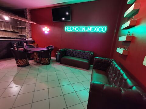 BAR EL TAPATÍO image 3