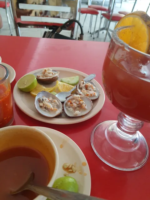 Carnes y Mariscos “Don Robert” image 3