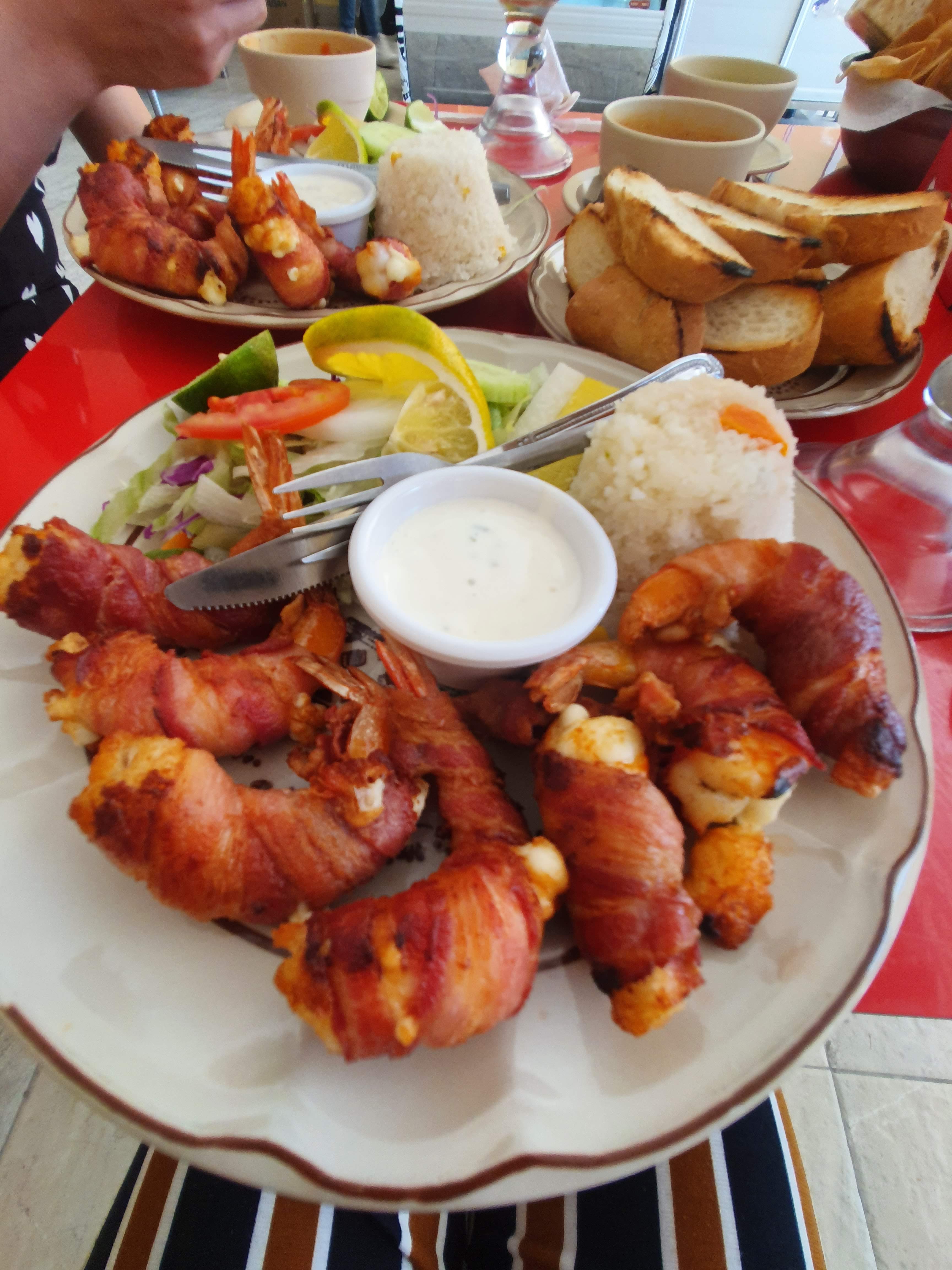 Carnes y Mariscos “Don Robert” image 6