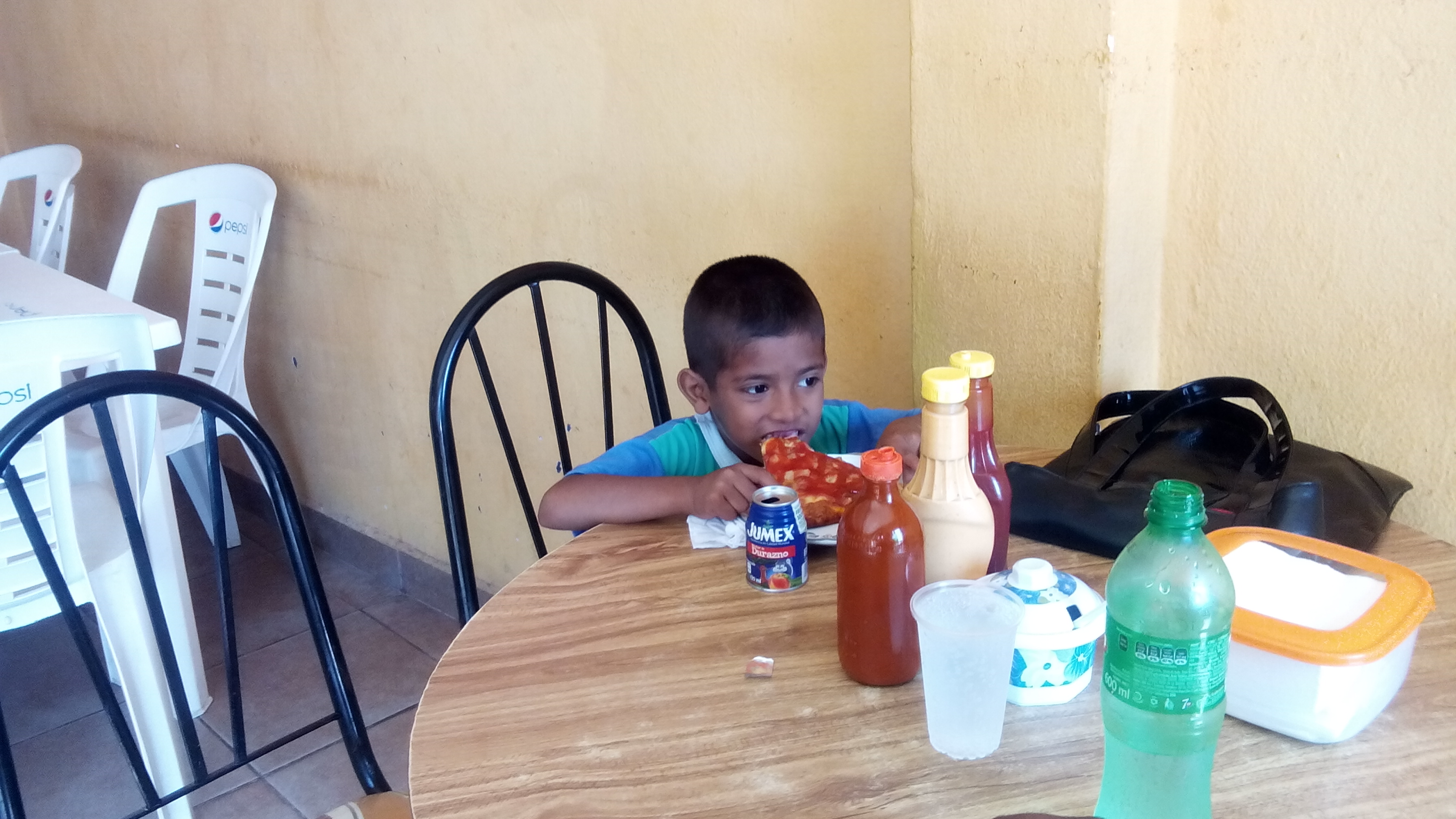Choice Pizza Ometepec image 3