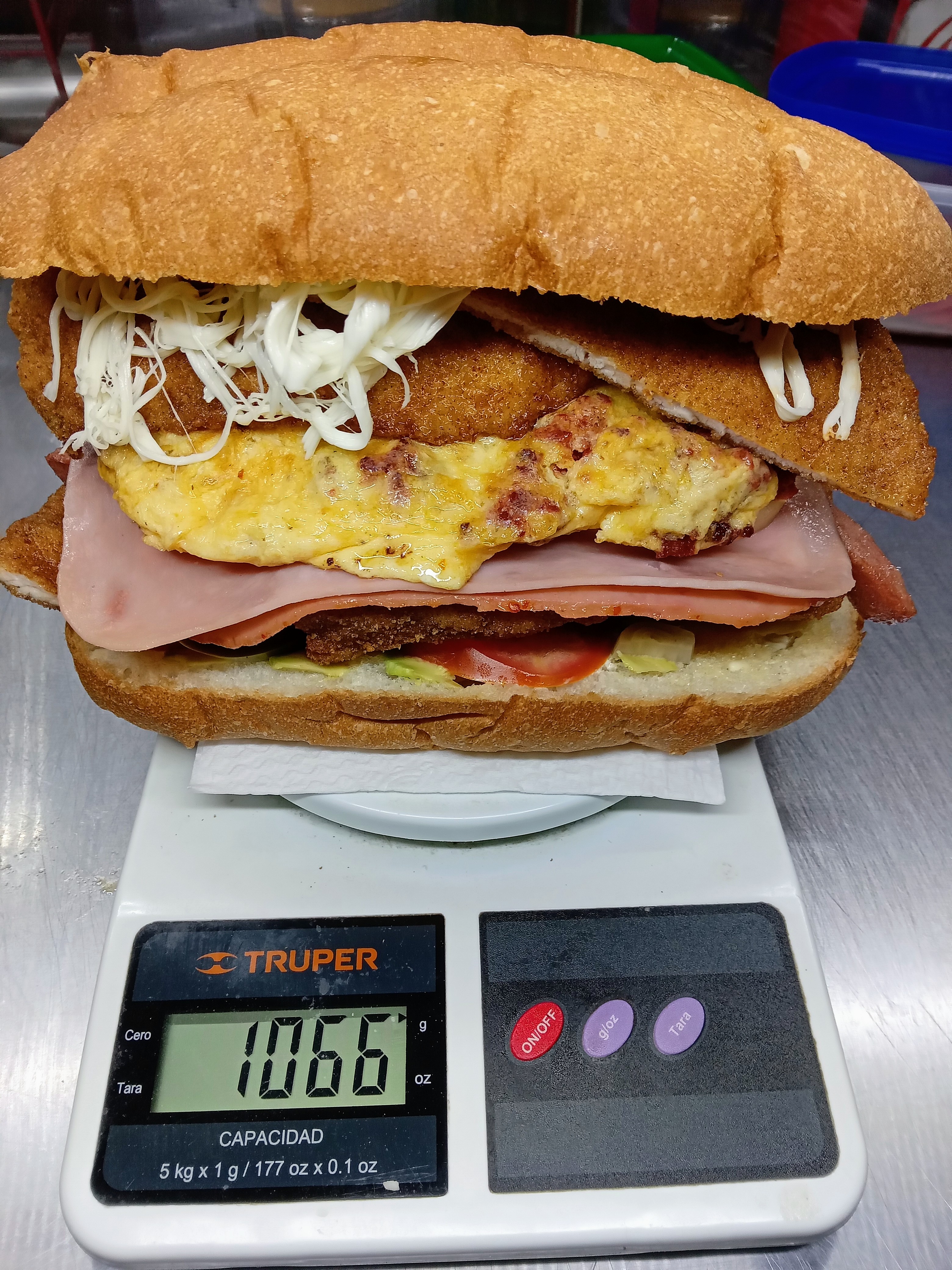 Ricas Tortas "El Peque" image 6