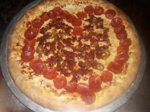 Pizzas La Plaza En Bacum image 3