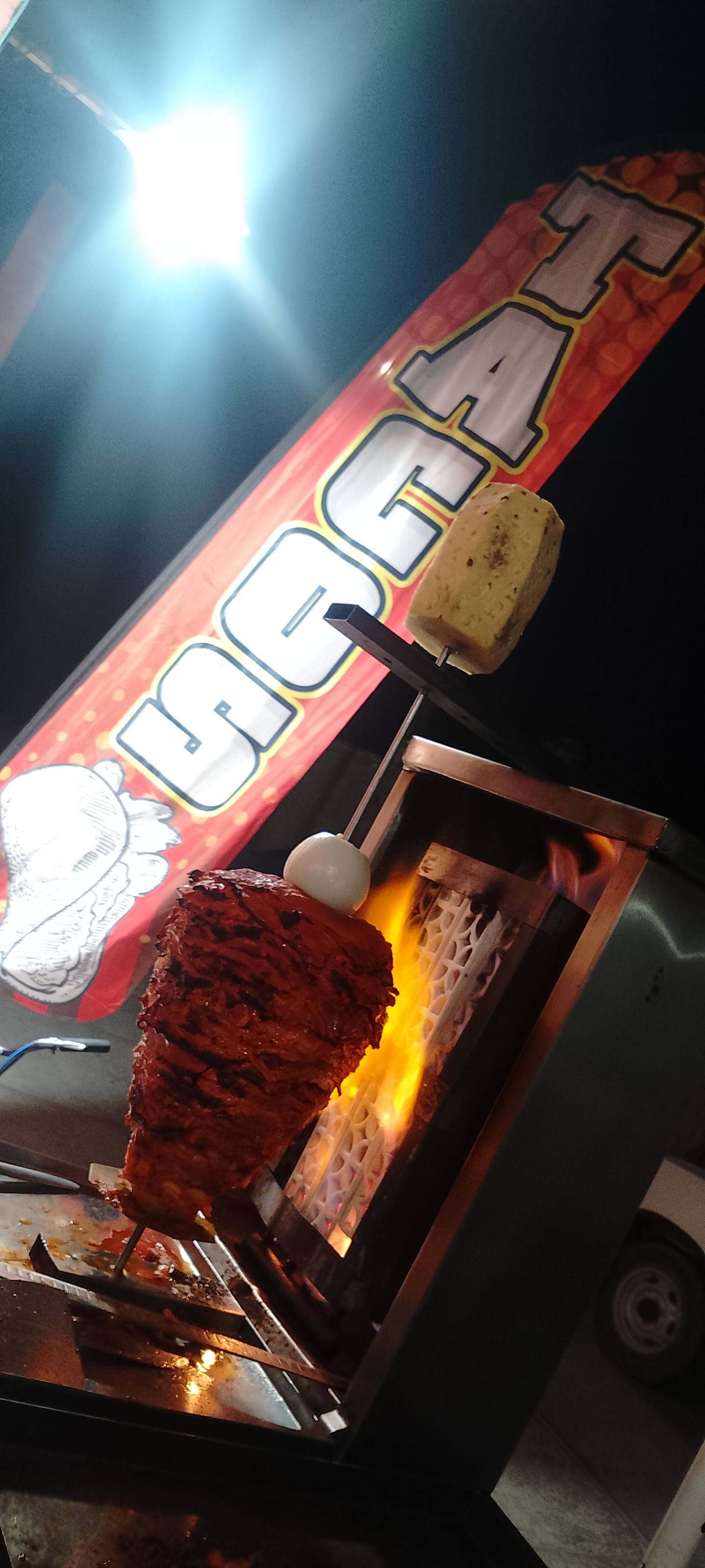 Taquería los dos carnales image 7