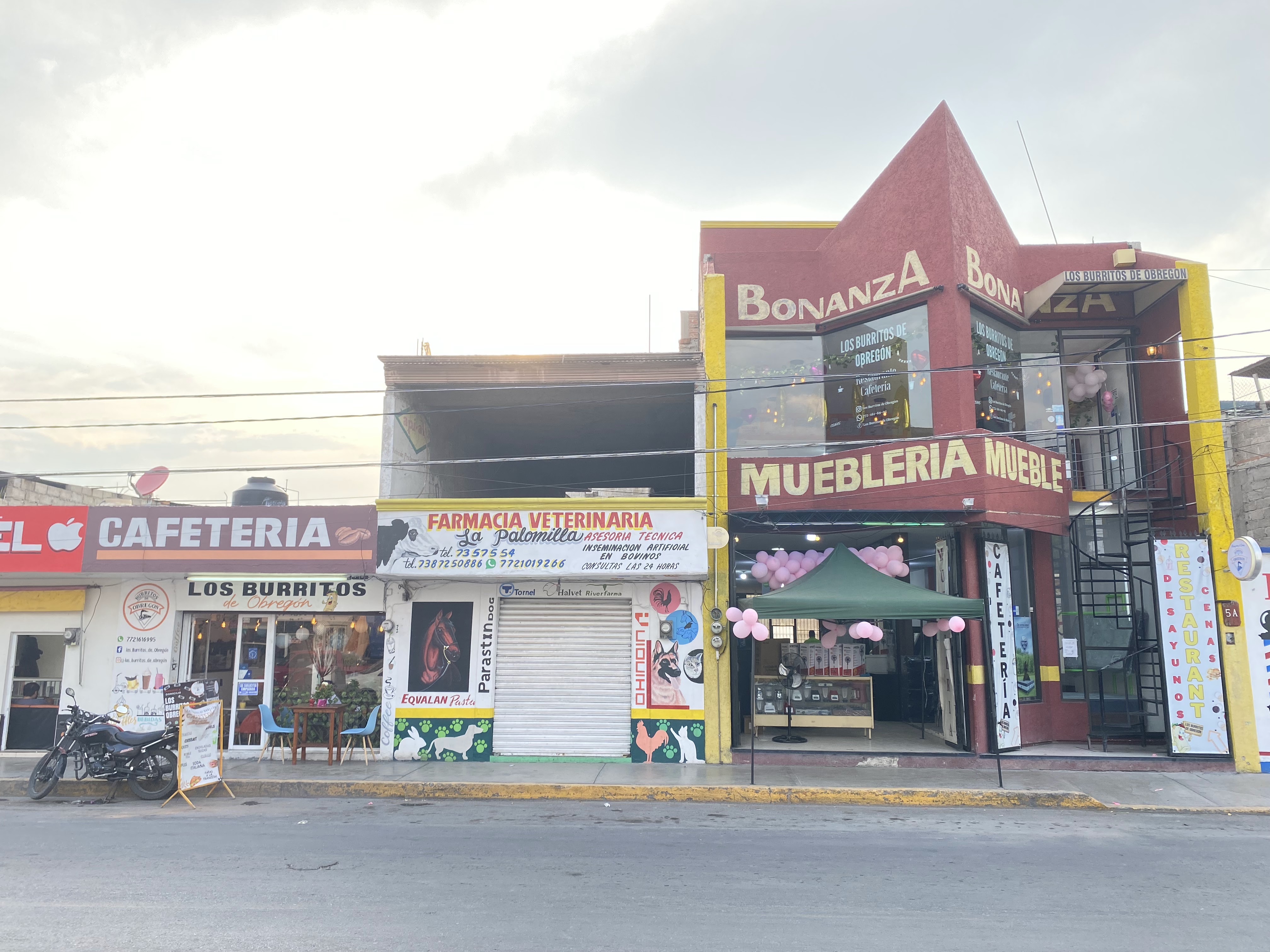 Restaurante-Cafeteria- Buffet "Los Burritos de Obregón" image 7
