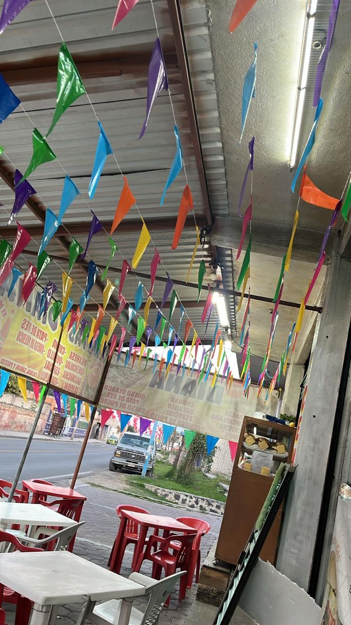 Cemitas Diana image 4