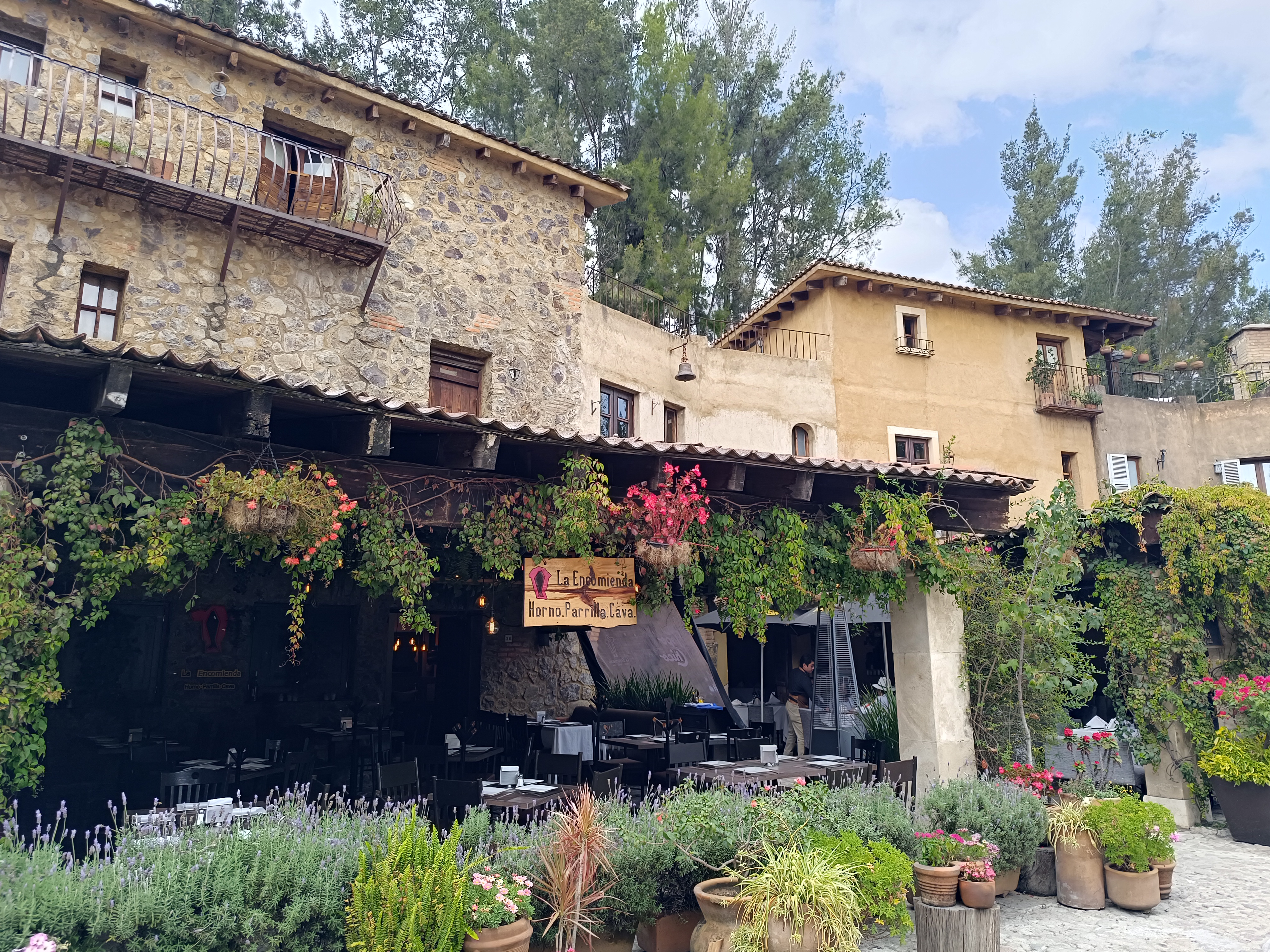 La Encomienda Valquirico image 2