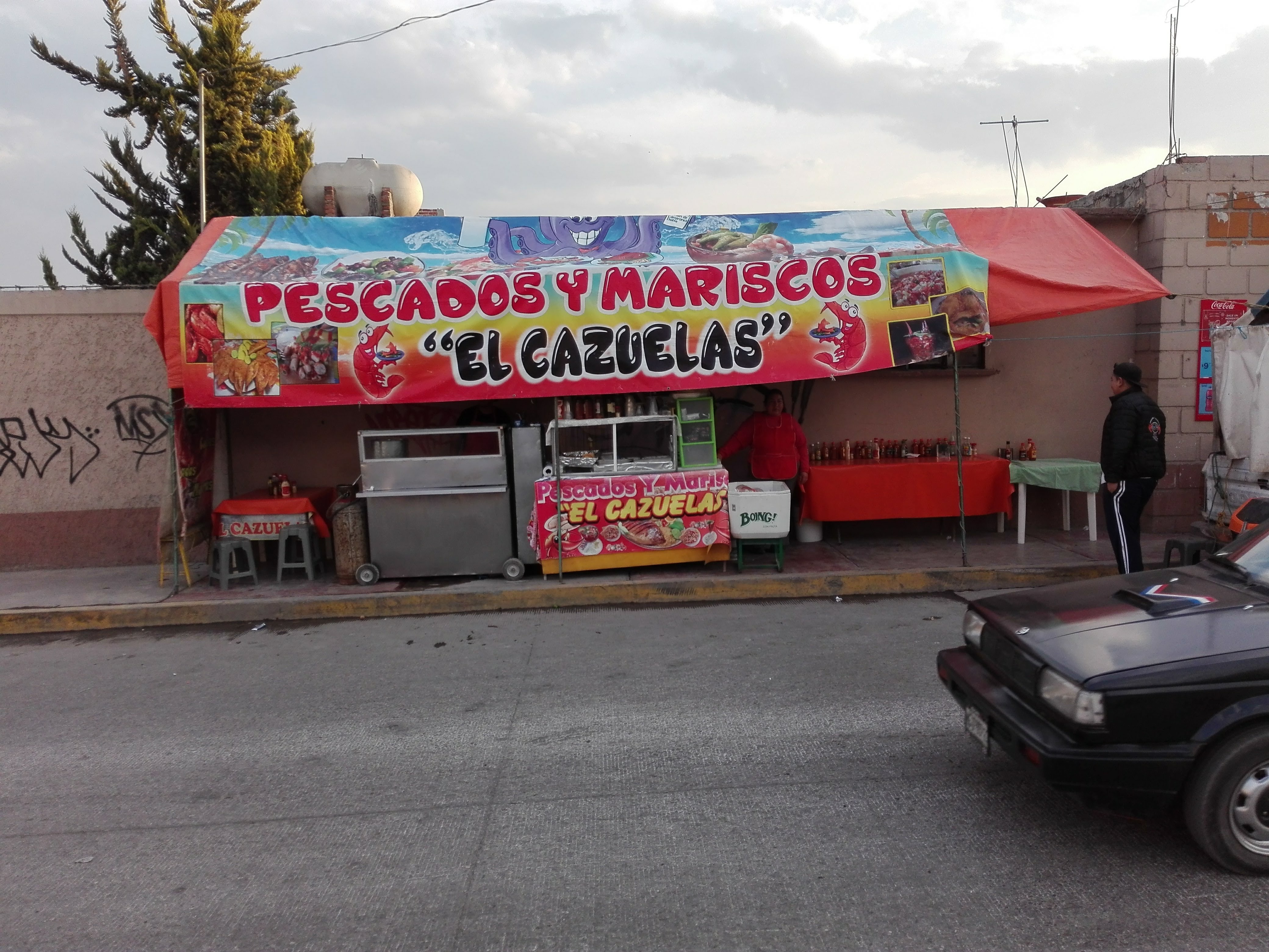 Pescados Y Mariscos El Cazuelas image 1