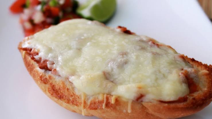 Antojitos "Laurita" image 10