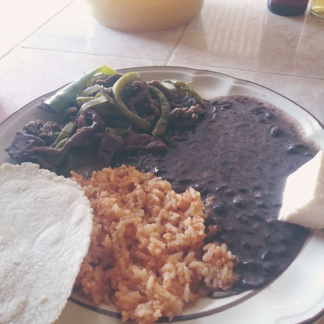 Restaurante 3 hermanos image 2