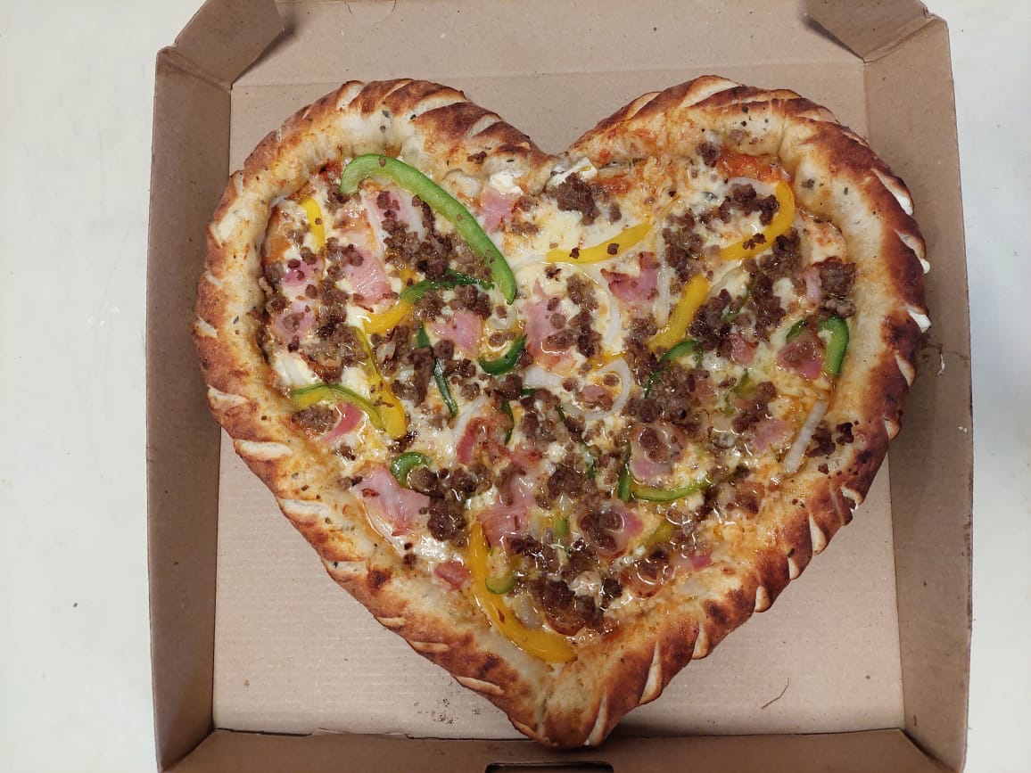 Casaleña Pizza image 10