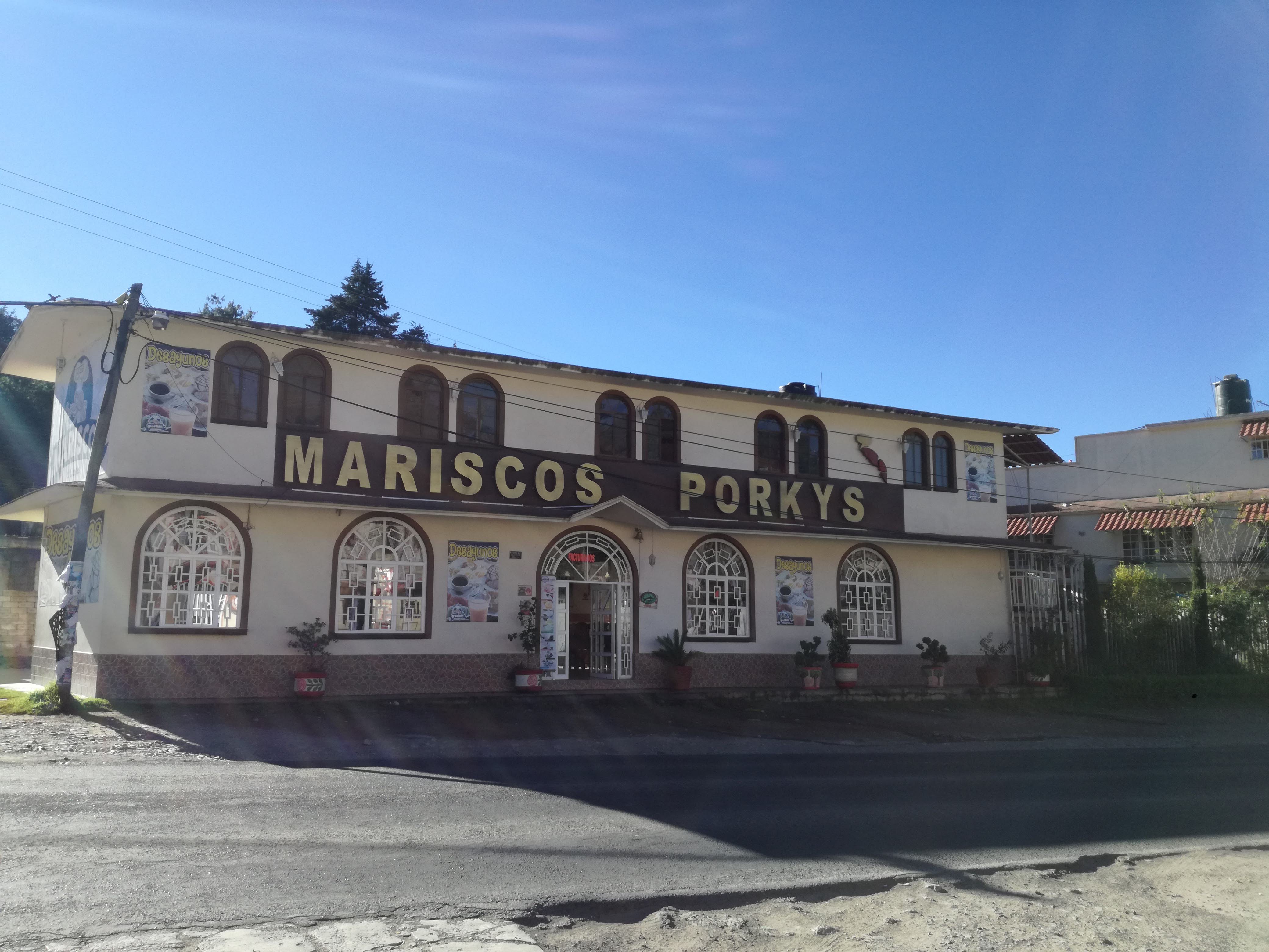 Mariscos Porkys image 5