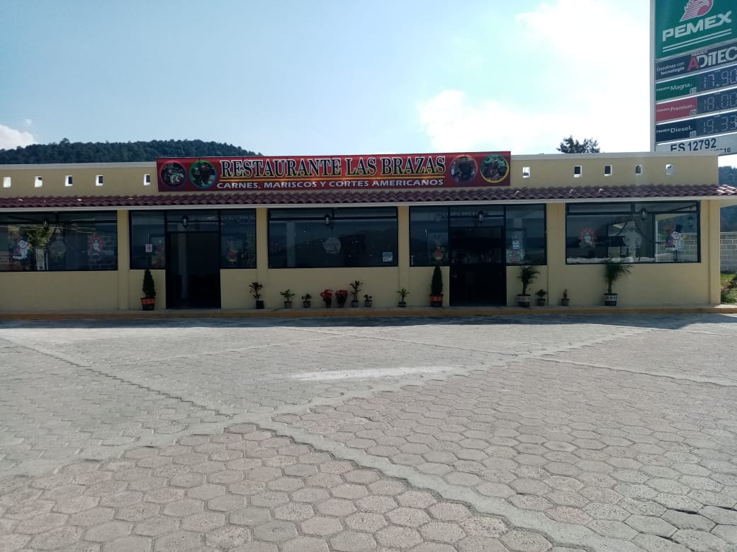 Restaurante las brazas image 6