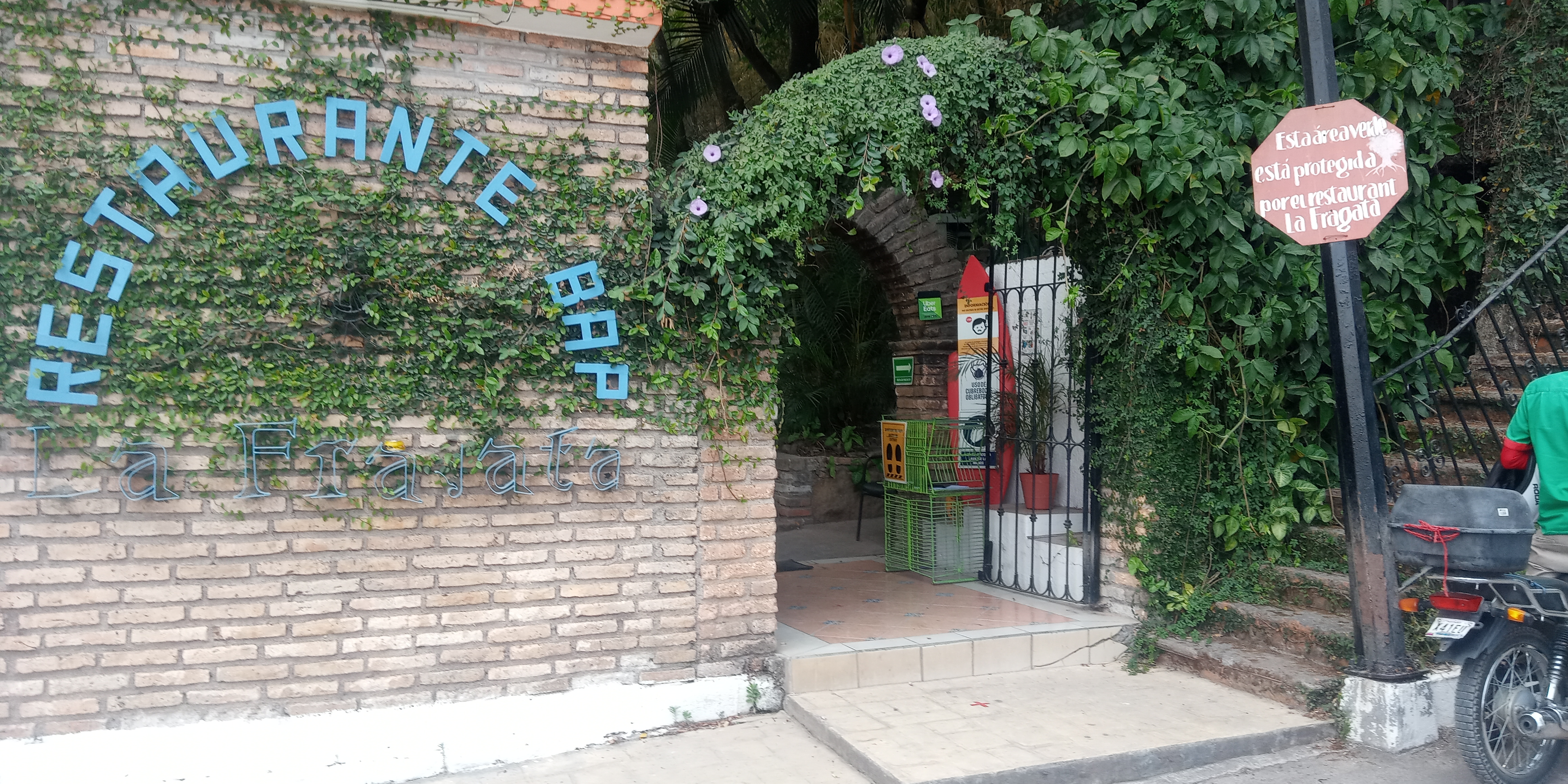 La Fragata Restaurant-Bar image 4