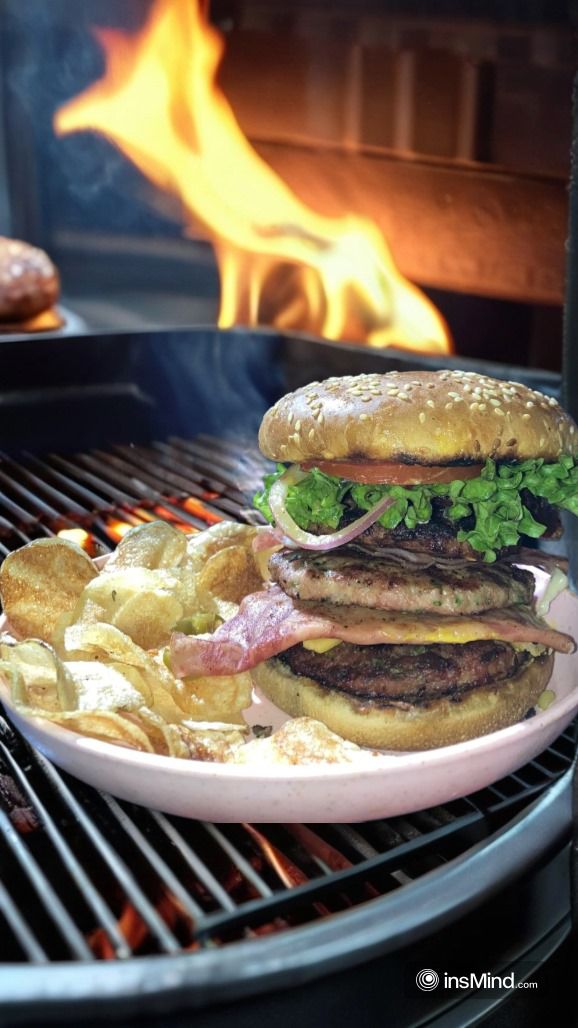 Los Pillos Bistró image 2